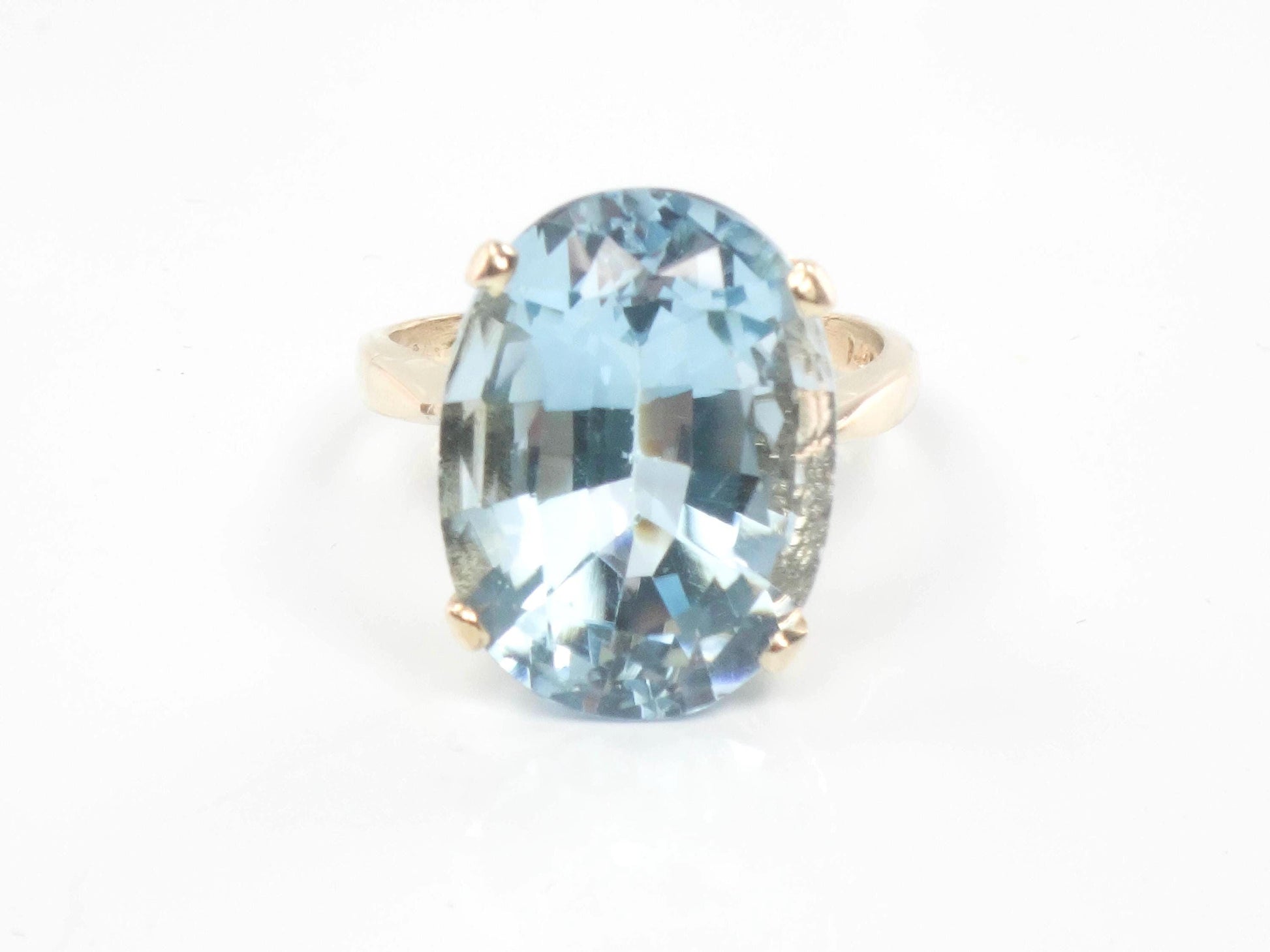Vintage 14k Yellow Gold Oval Blue Topaz Ring, December Birthstone Ring Size 4