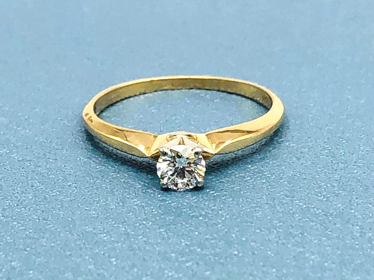 Vintage 18k Yellow Gold Natural Round Cut Diamond Engagement Ring, Solitaire Earth Mined Diamond Approximately .25 Carats, Size 5.75