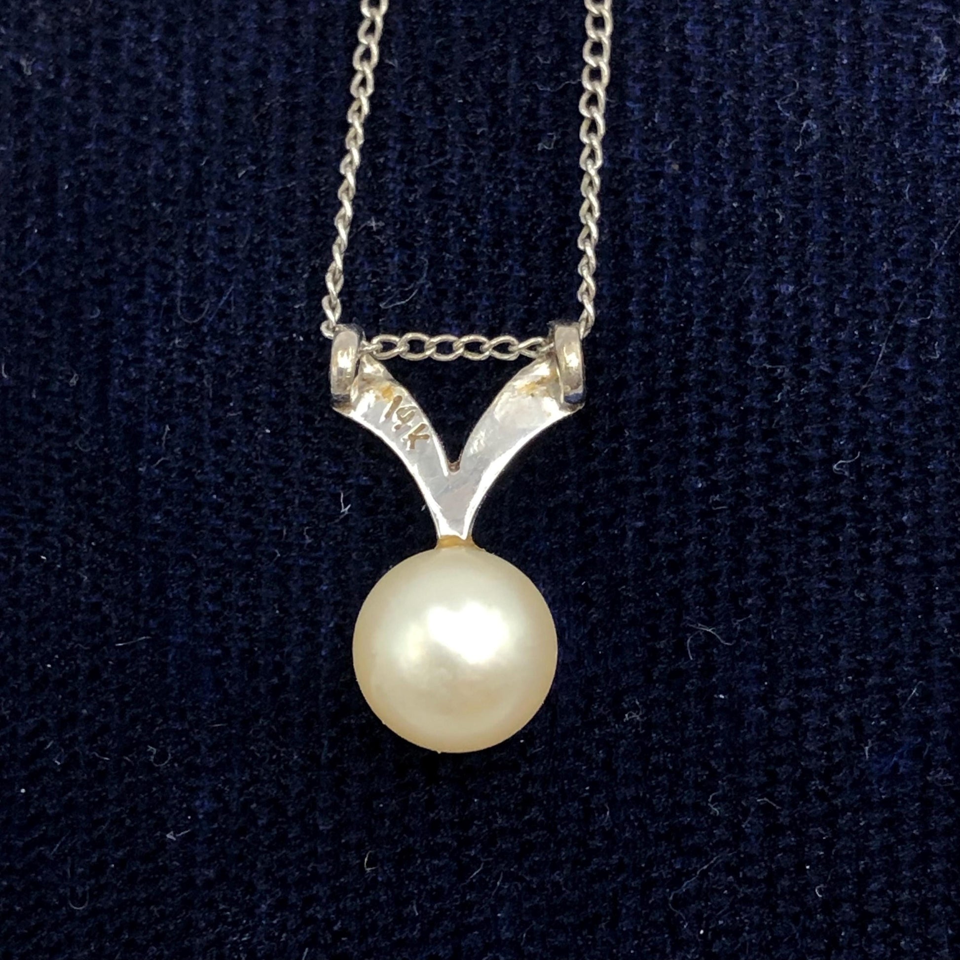 Vintage 14k White Gold Pearl Pendant Necklace: 1960s Bridal Choker, 15.25"