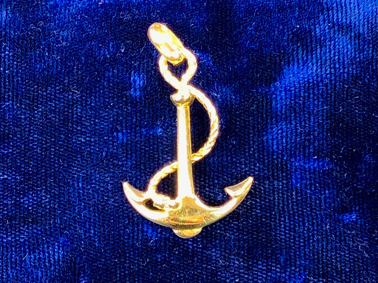 Vintage Large 18k Yellow Gold Anchor Pendant Religious Hope Charm - 3-D Good Luck Charm