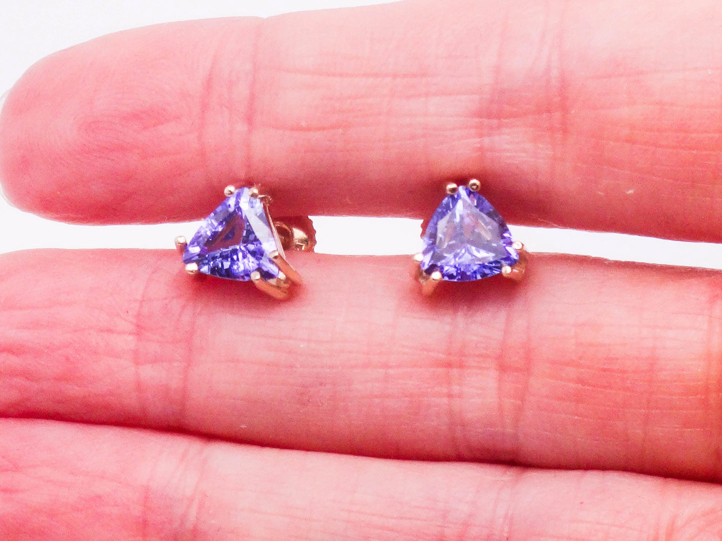 Vintage 14k Yellow Gold Tanzanite Stud Earrings, Triangle Shaped Purple Blue Studs