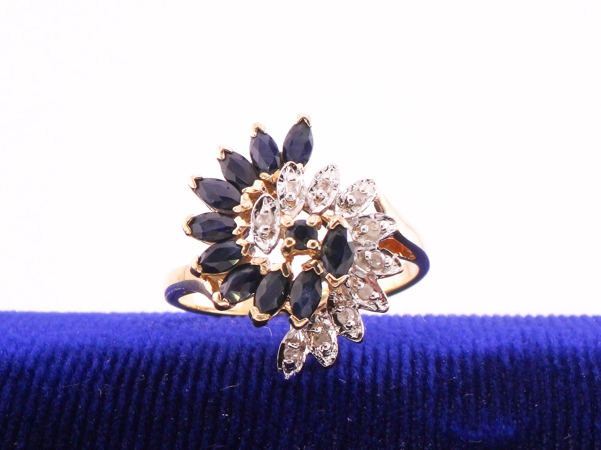 Vintage 10k Gold Natural Sapphire and Diamond Swirl Ring Size 7