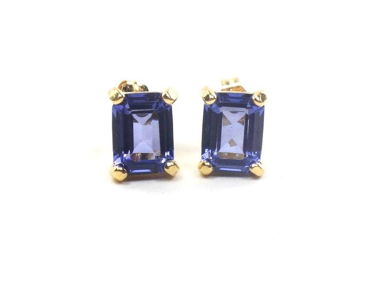 Vintage 14k Yellow Gold Purple Blue Spinel Stud Earrings