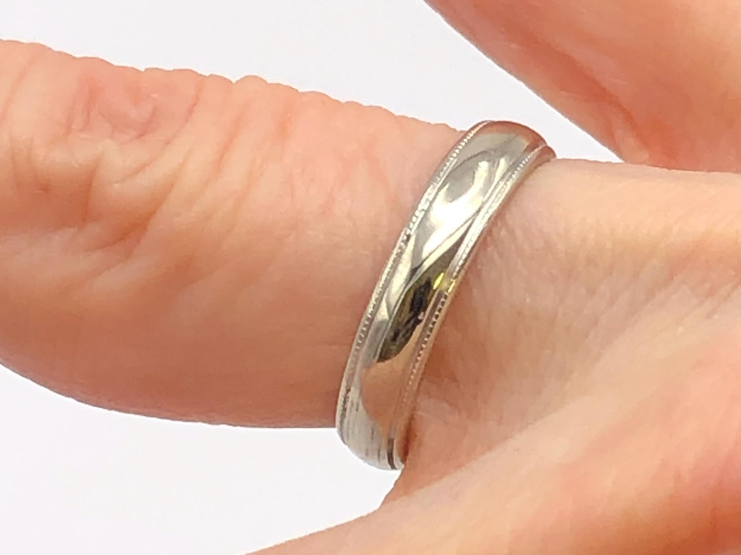 Vintage 14k White Gold ArtCarved Wood Beaded Ribbed Edge Wedding Band, Solid Gold 3.75 MM Stacking Ring, Size 5