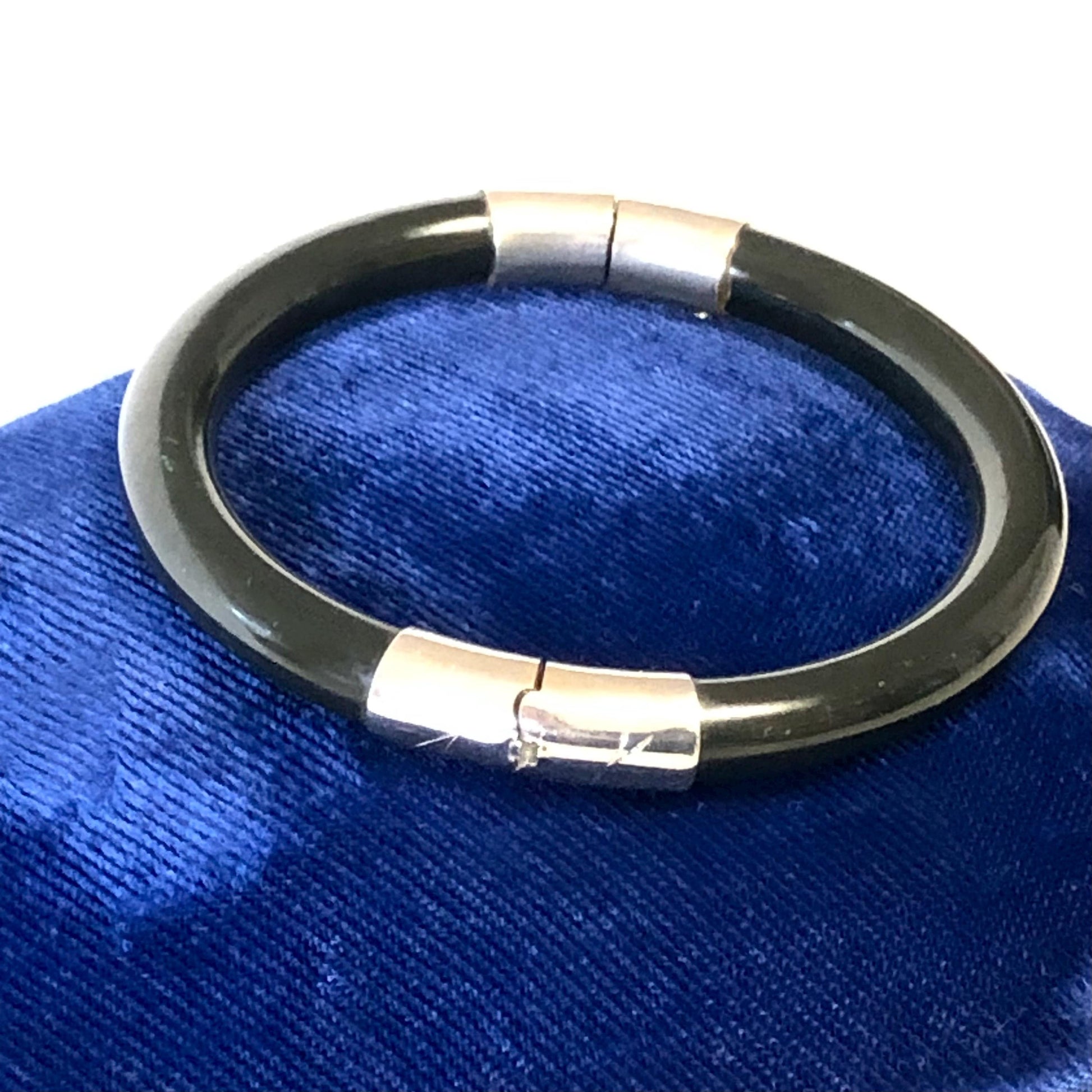 Vintage Black Onyx Hinged Bangle Bracelet