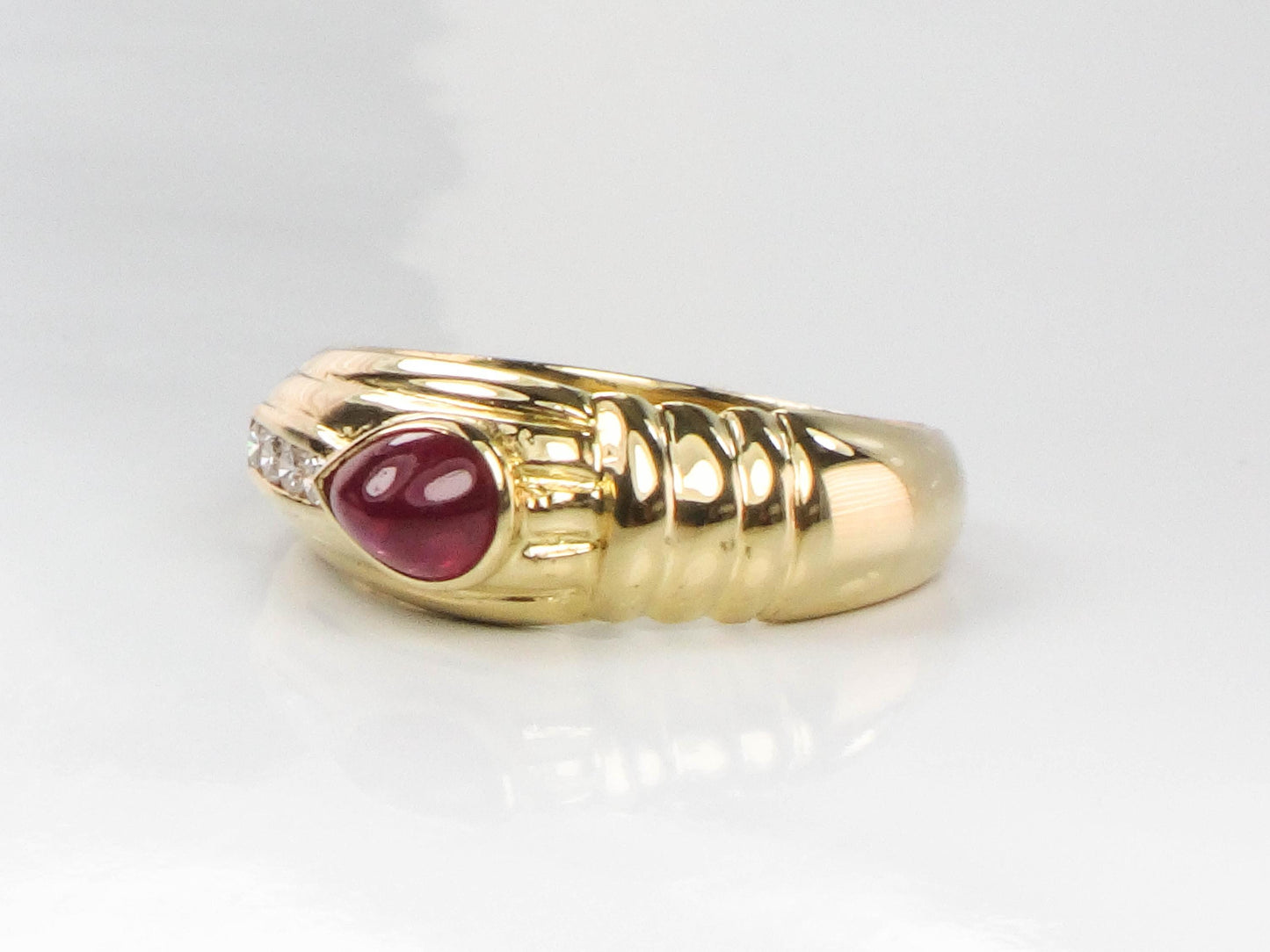 Vintage 18k Yellow Gold Ruby Diamond Ring - July Birthstone, Size 6
