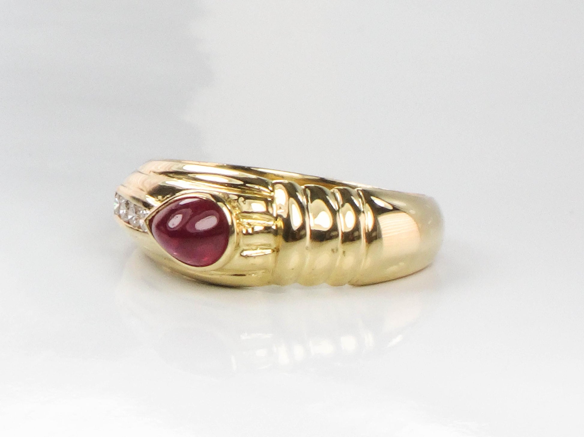 Vintage 18k Yellow Gold Ruby Diamond Ring - July Birthstone, Size 6