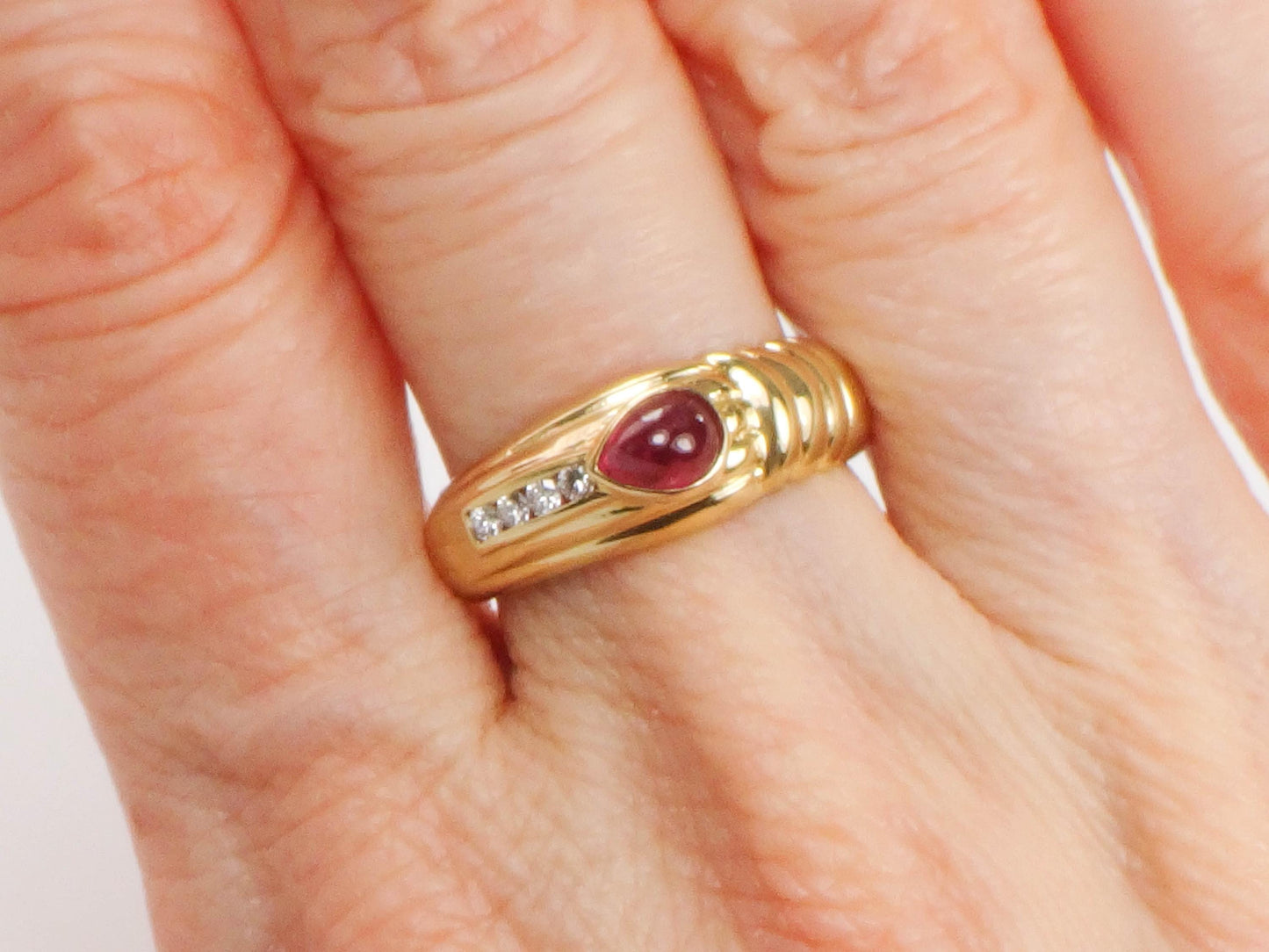 Vintage 18k Yellow Gold Ruby Diamond Ring - July Birthstone, Size 6