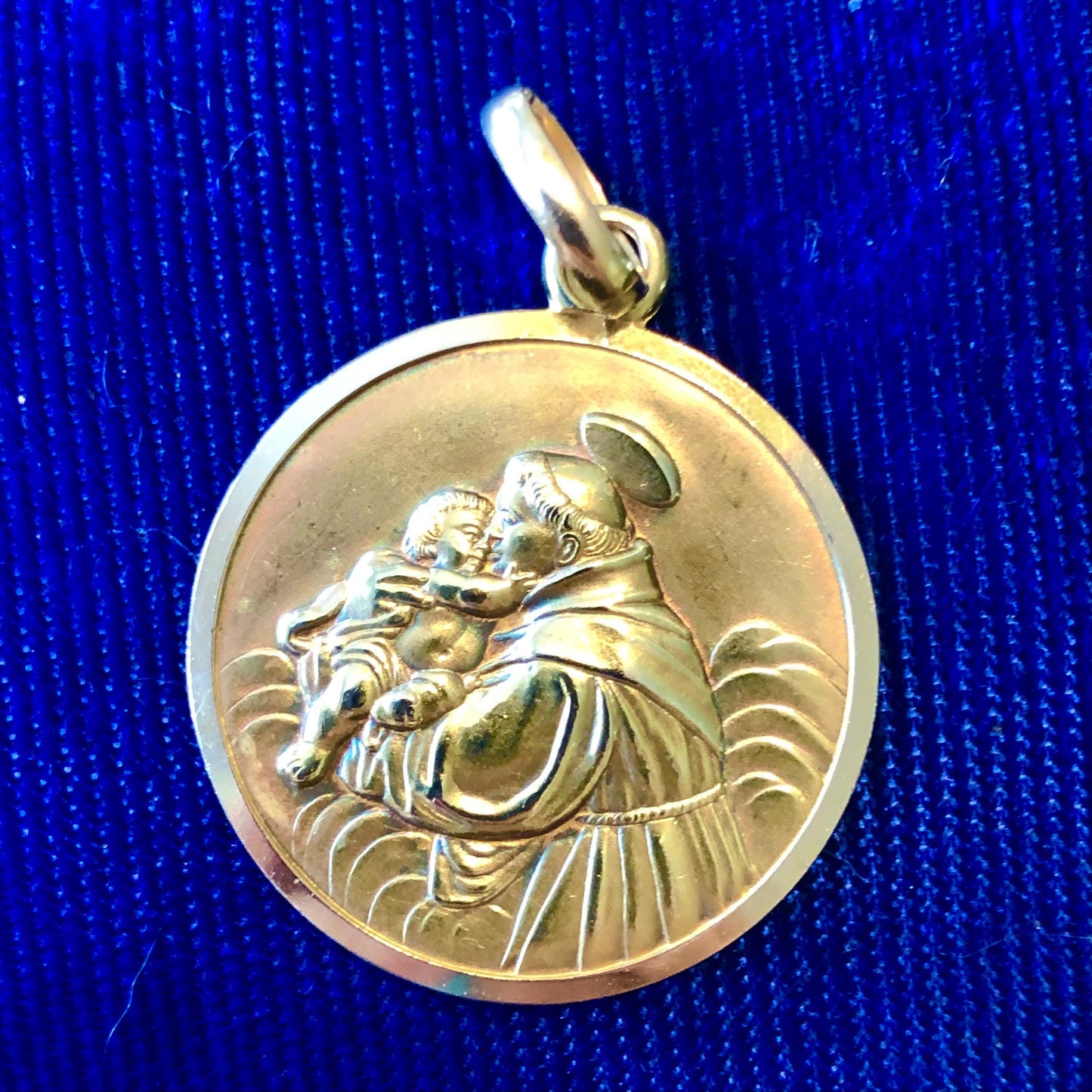 Vintage 18k Yellow Solid Gold Saint Anthony Charm Pendant