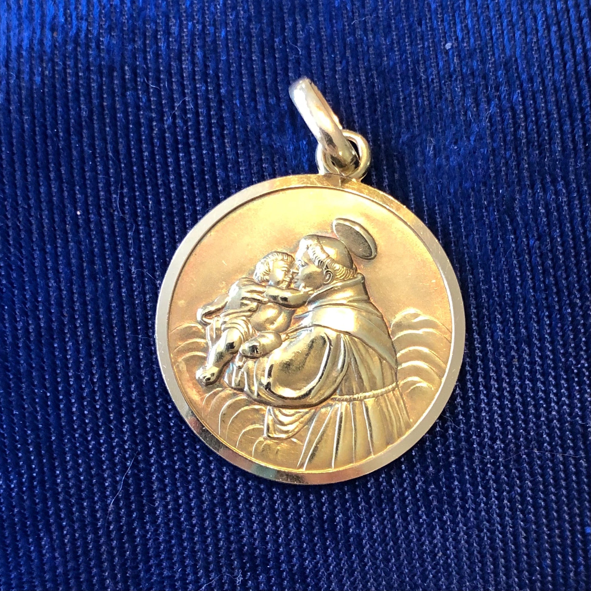 Vintage 18k Yellow Solid Gold Saint Anthony Charm Pendant