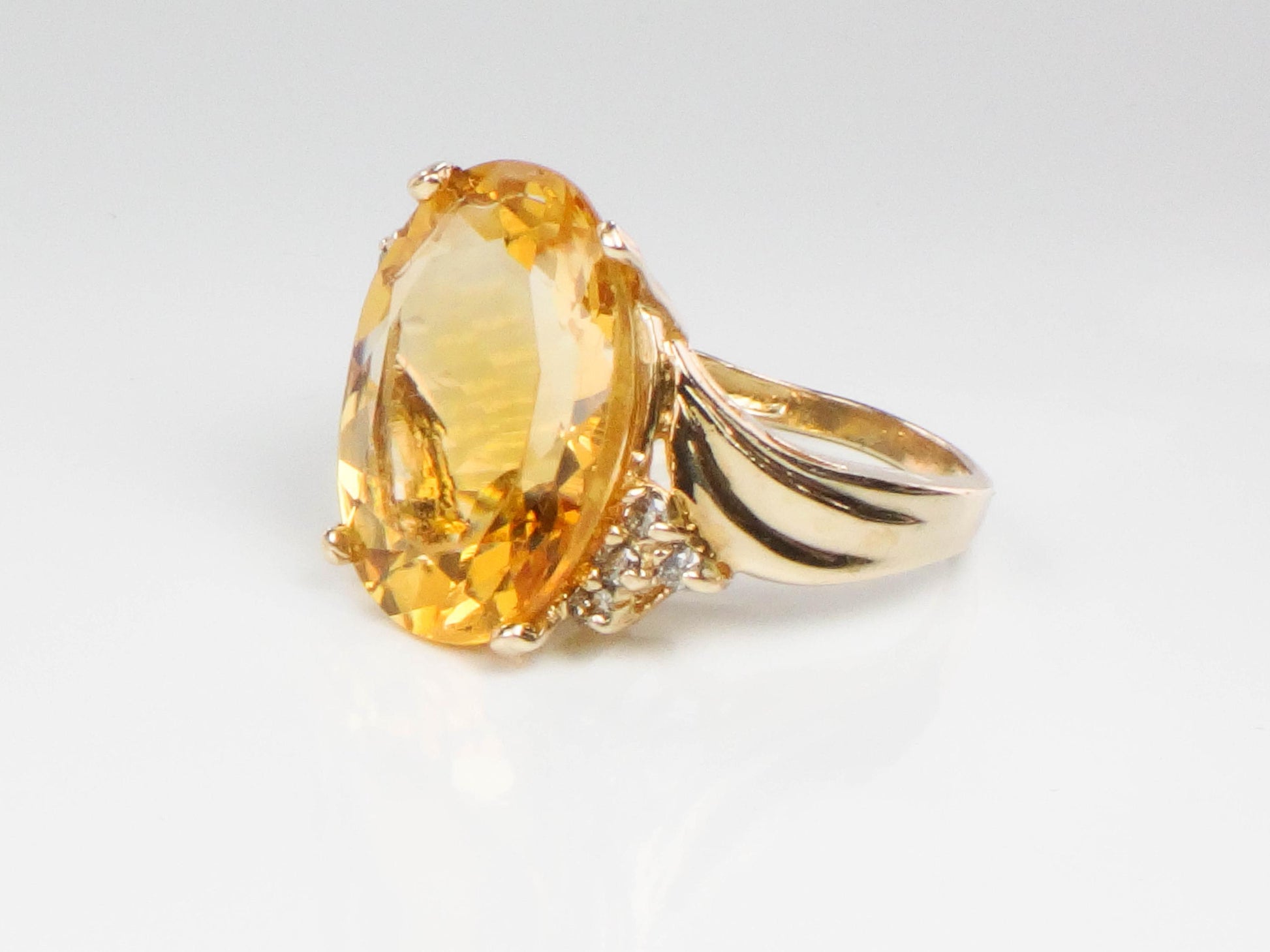 Vintage 14k Yellow Gold Citrine Diamond Ring - 10 CT November Birthstone, Size 6.75