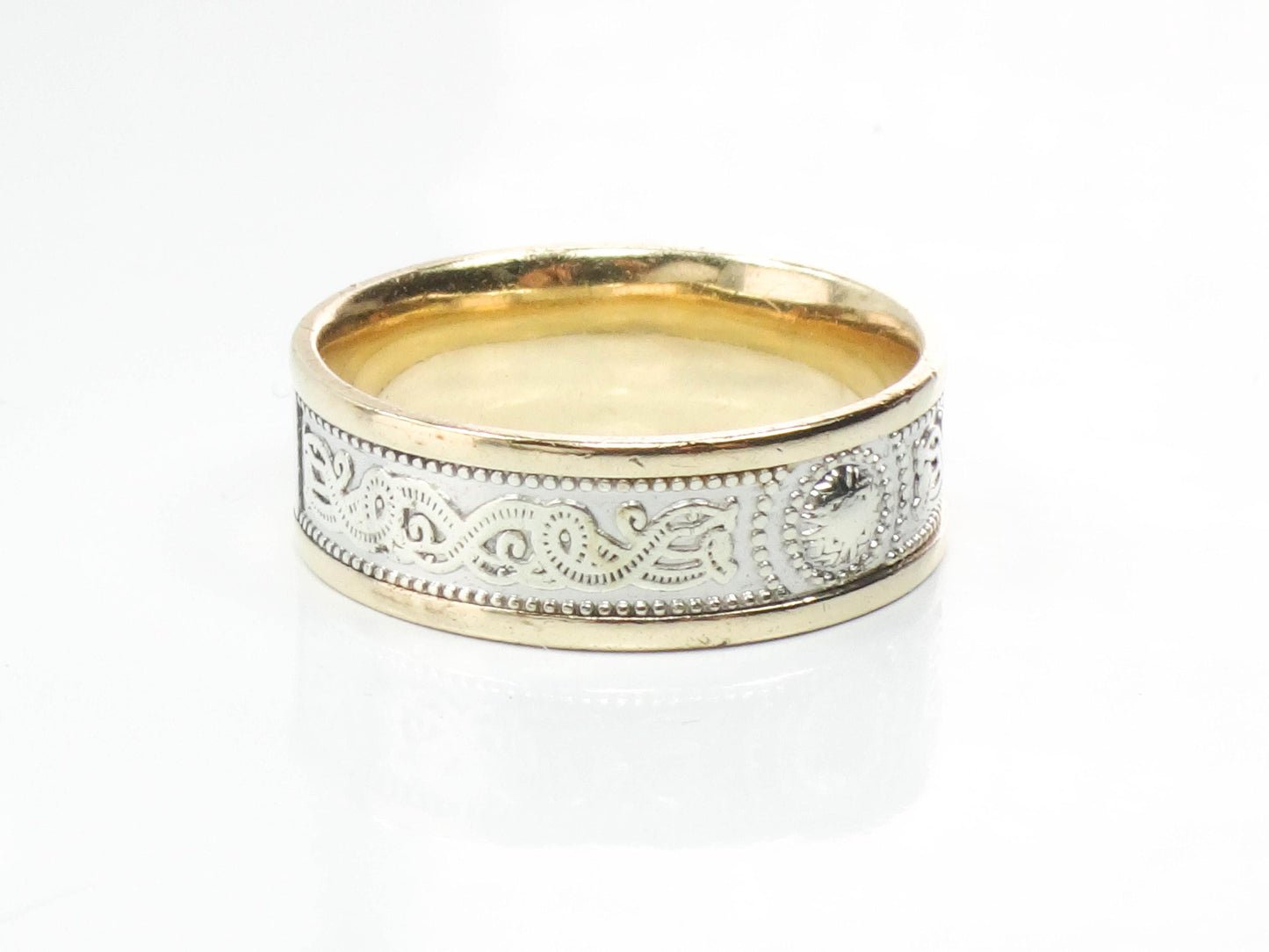 Vintage Irish Wedding Band - Solid 10k Gold Wedding Ring - Hallmarked Two Tone Celtic Warrior Shield Ring - Size 7