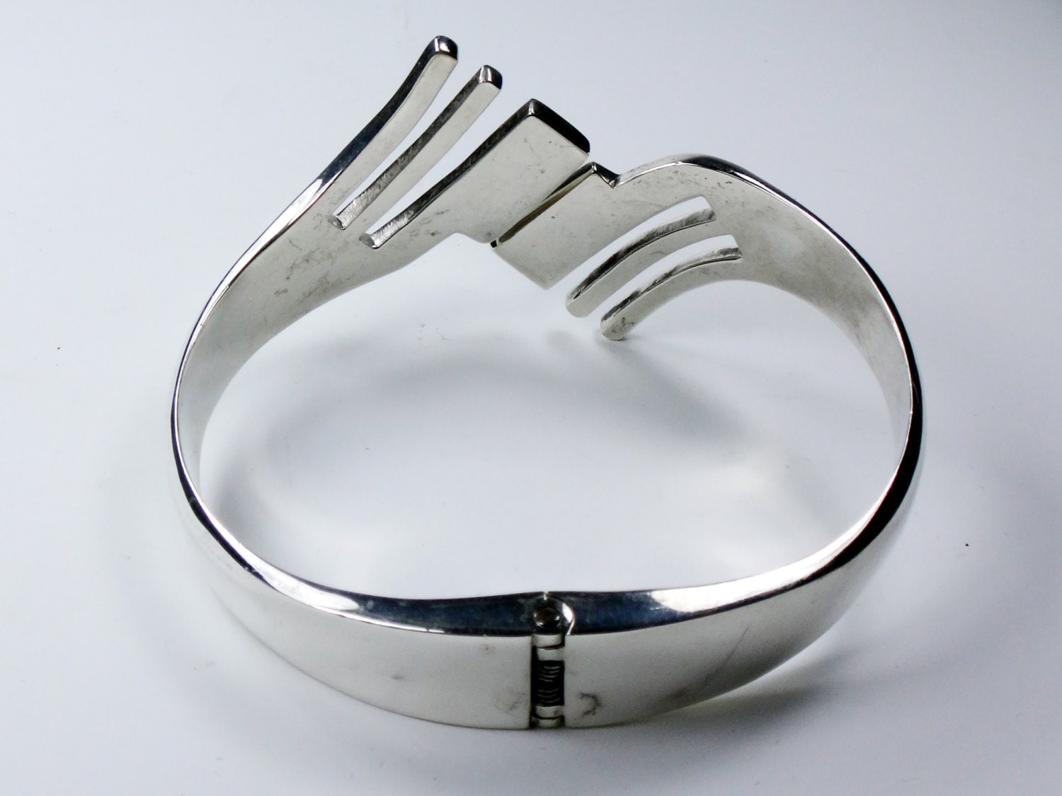 Vintage Large Sterling Silver Modernist Hinged Bangle Bracelet Heavy Taxco Mexico Silver