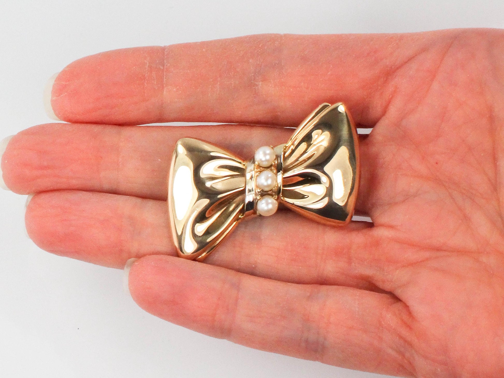 Vintage 14k Gold Bow Pin: Pearl Bow Tie Brooch