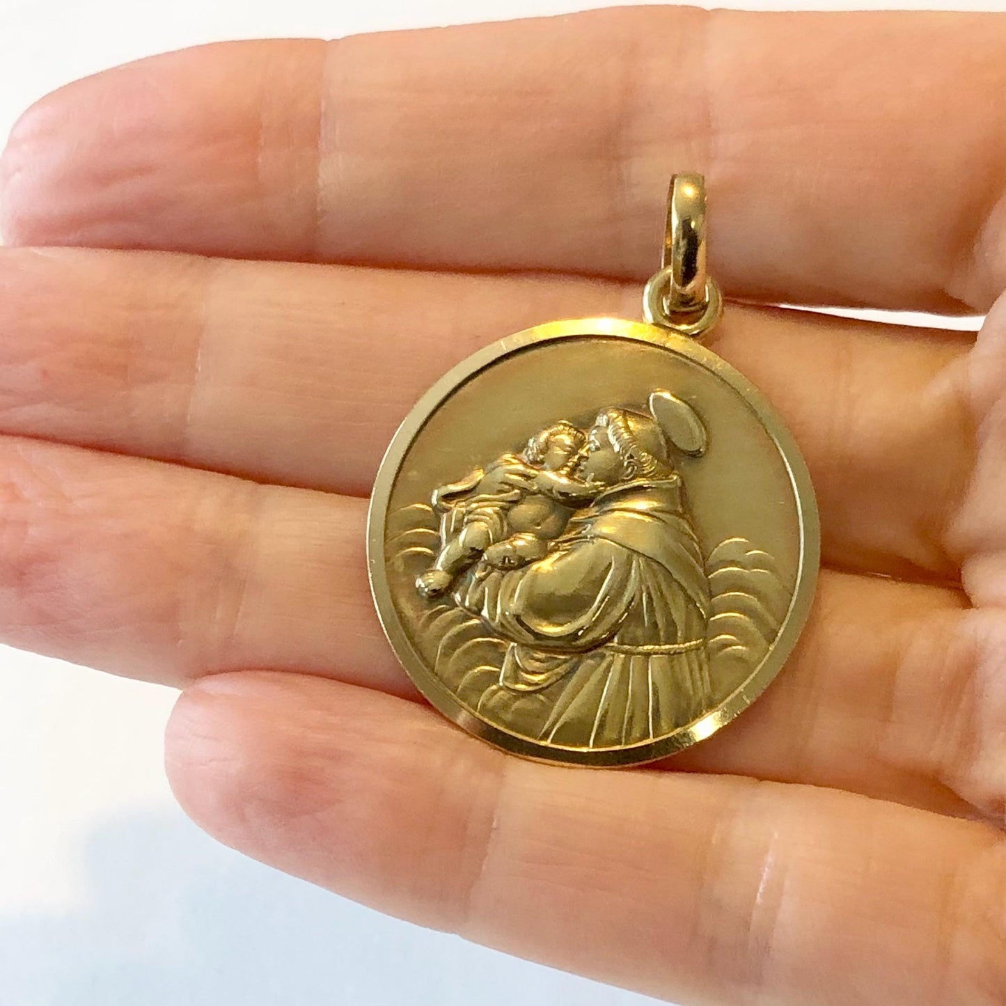Vintage 18k Yellow Solid Gold Saint Anthony Charm Pendant
