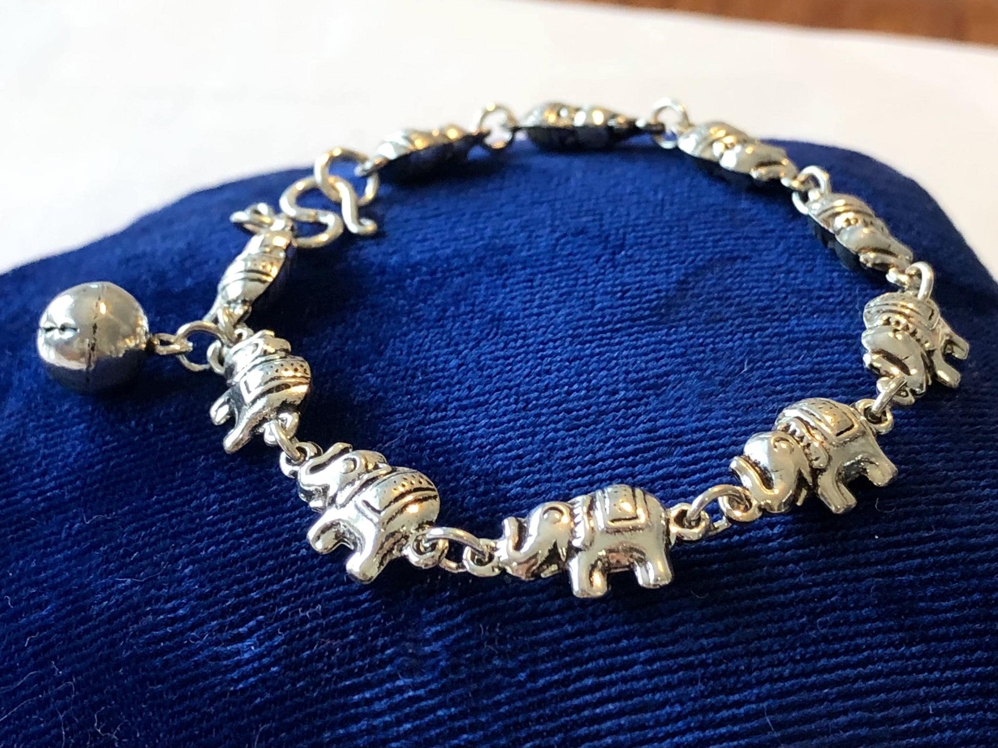 Vintage Sterling Silver Tiny Marching Elephants Bracelet with Bell, 925 Good Luck Bracelet 7.5"