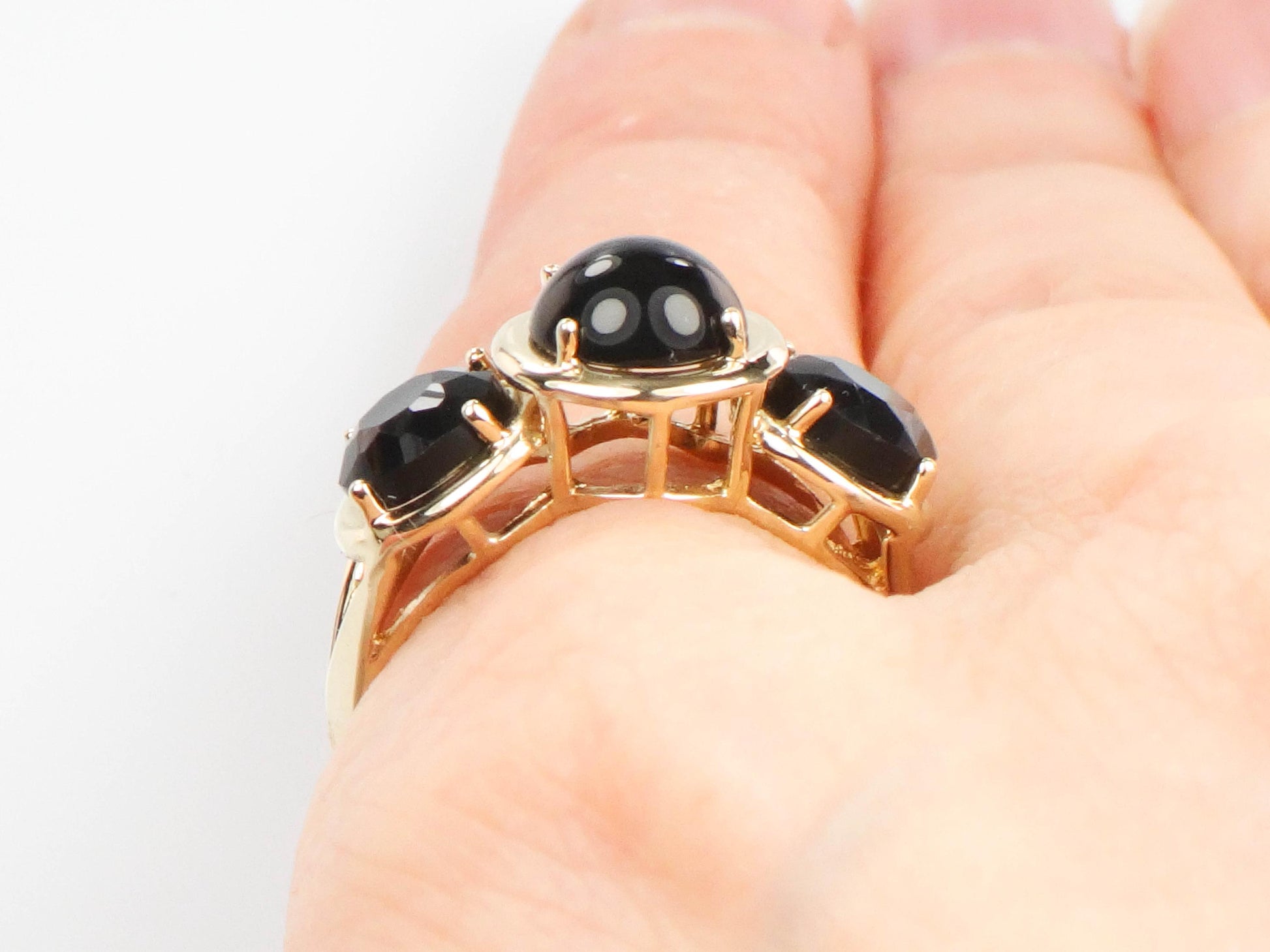Vintage 14k Yellow Gold Black Onyx Three Stone Ring Size 6.75