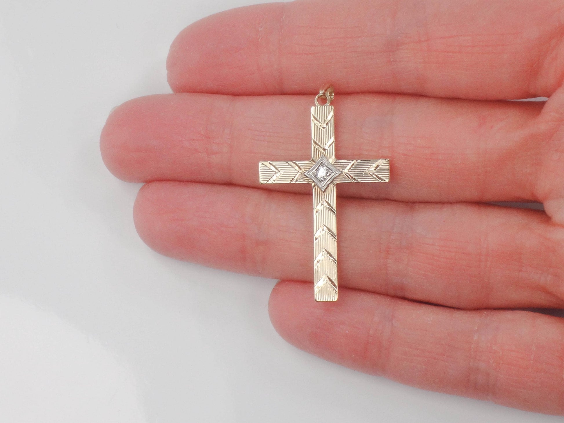 Vintage Esemco 10k Yellow Gold Diamond Engraved Cross - Religious Jewelry - Unisex Cross