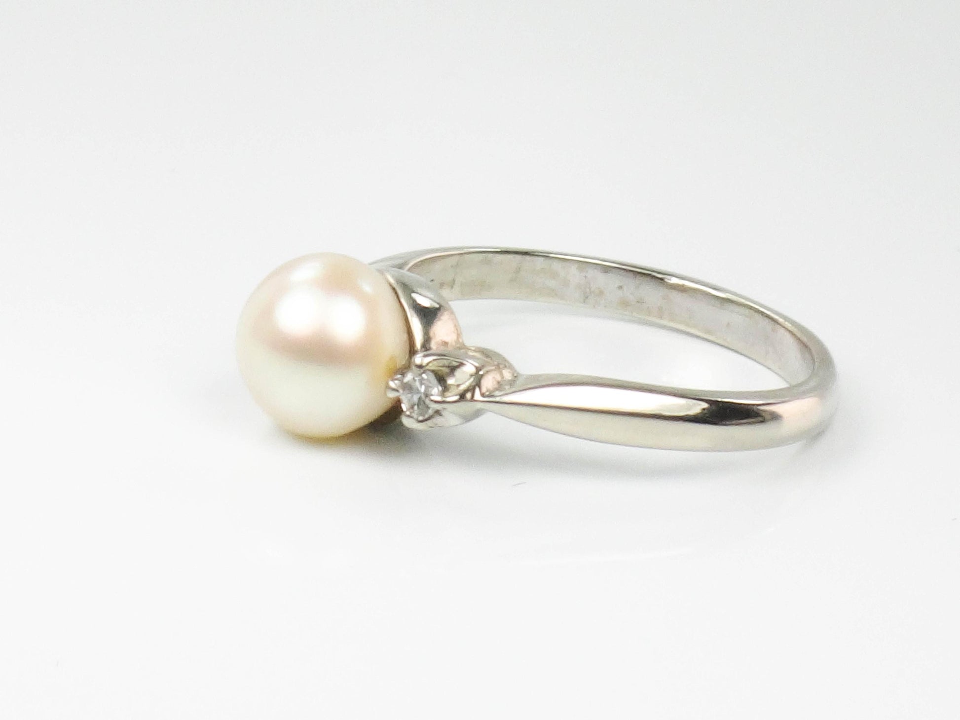 Vintage 14k White Gold Pearl Diamond Ring: Baden & Foss, Size 5.5