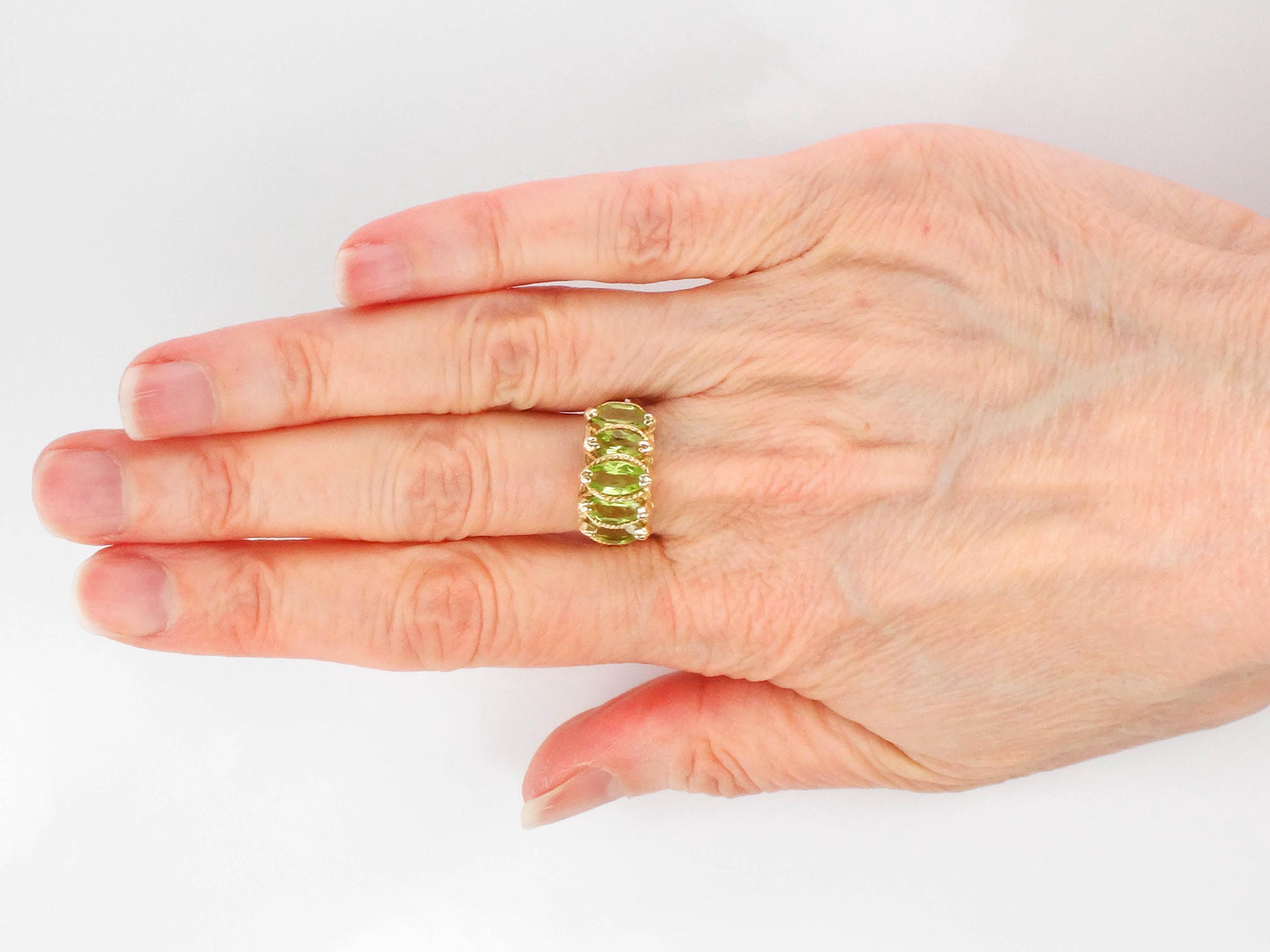 Vintage 14k Yellow Gold Marquise Peridot Ring Green August Birthstone Ring Size 8.25