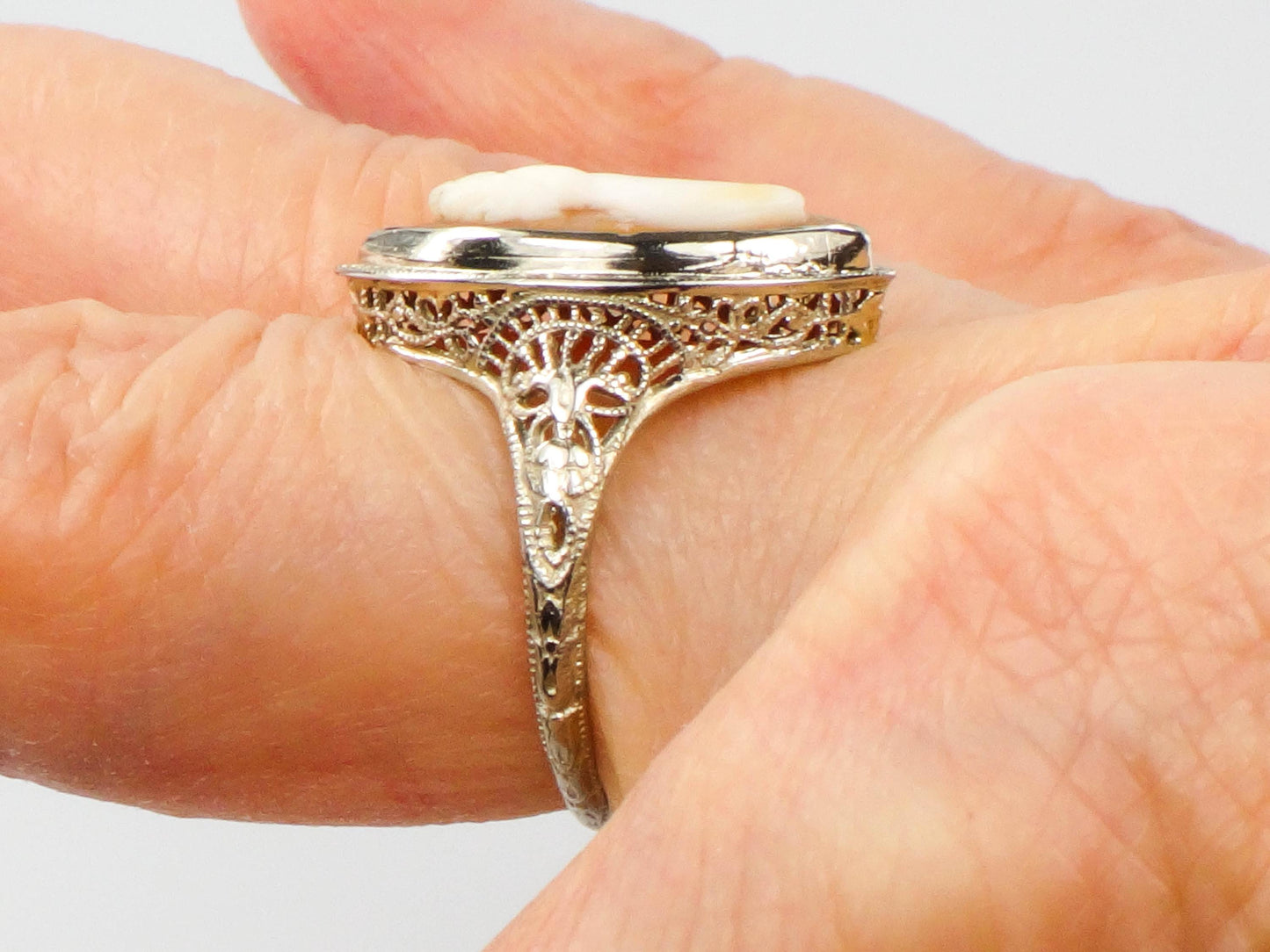 Vintage Art Deco 14k White Gold Cameo Ring, Filigree Marquise Shaped Shell Cameo Ring Size 5