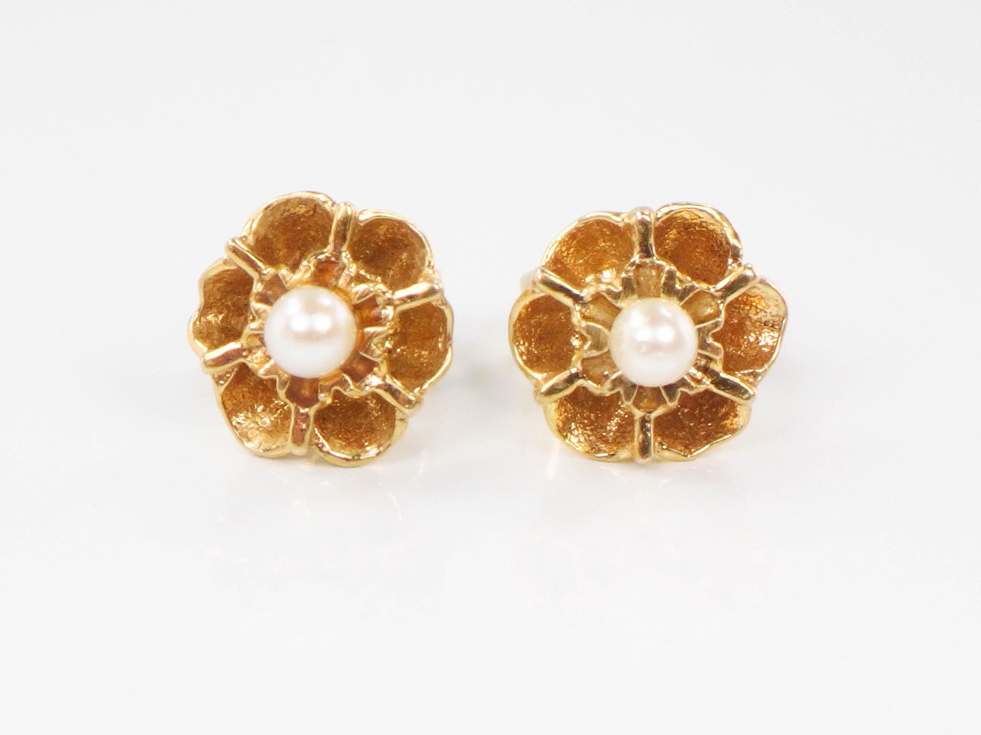 Vintage 14k Gold Pearl Flower Stud Earrings: Bridal Jewelry
