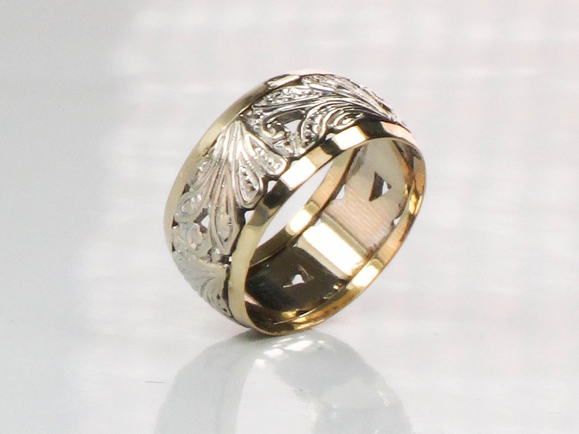 Vintage 14k Two-Tone Gold Wedding Band: Floral Pierced Design, Size 6.25