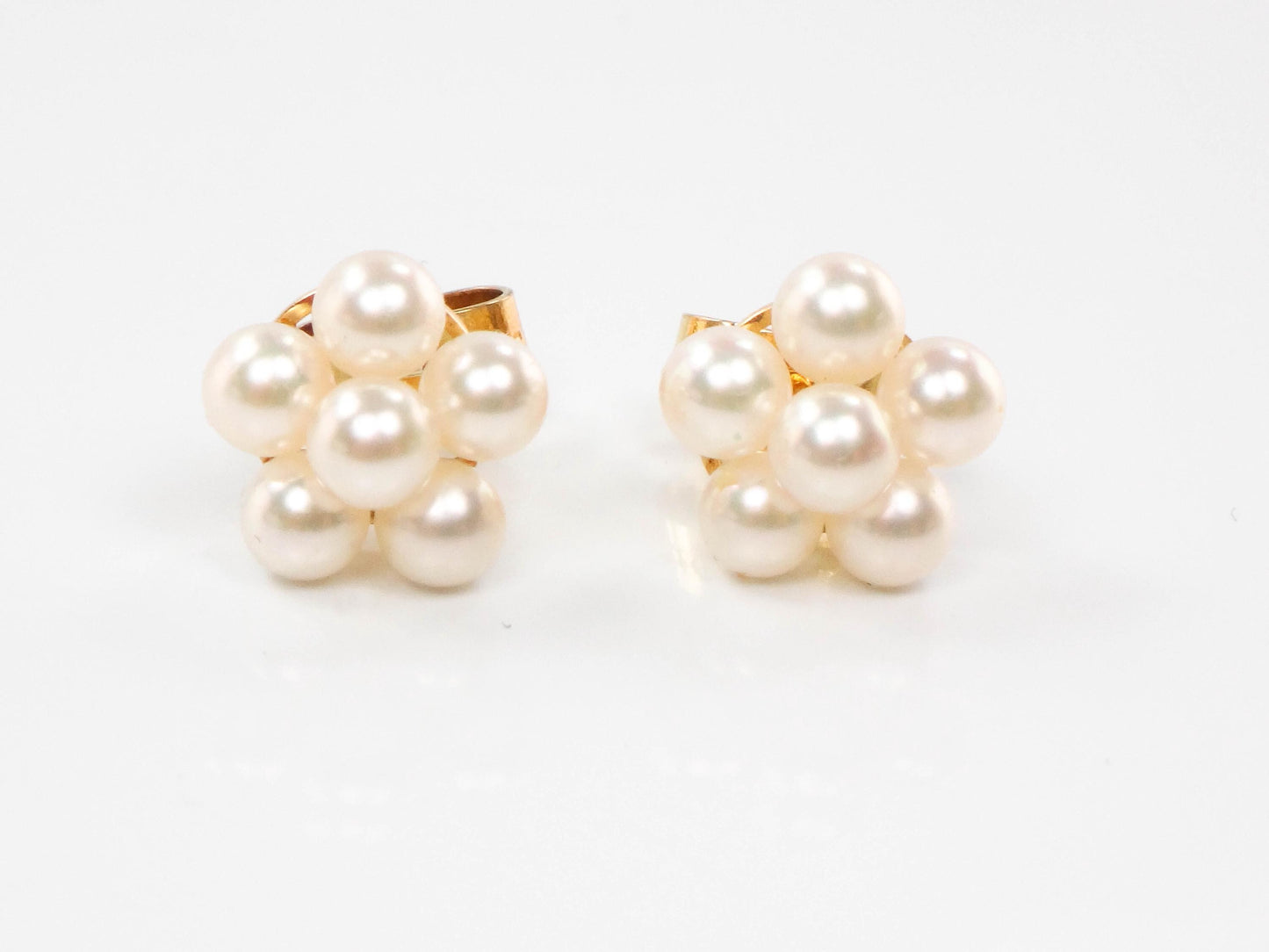 Vintage 14k Yellow Gold Cultured Pearl Daisy Stud Earrings, White Pearl Cluster Earrings, June Birthstone Bridal Earrings