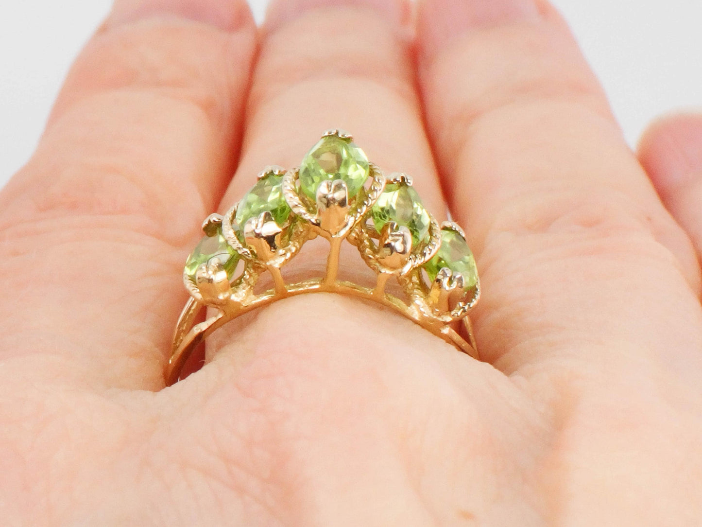 Vintage 14k Yellow Gold Marquise Peridot Ring Green August Birthstone Ring Size 8.25