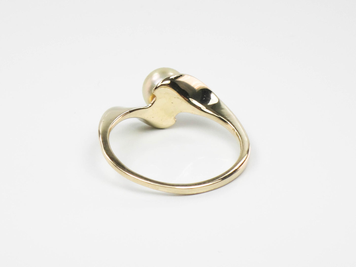 Vintage 14k Light Gray Pearl Ring - Yellow Gold 6 MM Cultured Pearl Ring - June Birthstone - Size 5