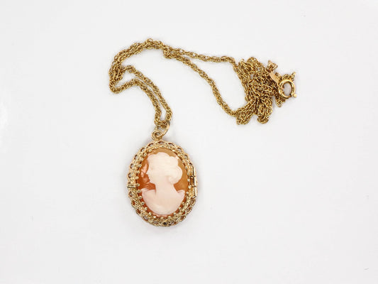 Vintage 14k Yellow Gold Cameo Locket Pendant Necklace - Oval Picture Locket - 15"