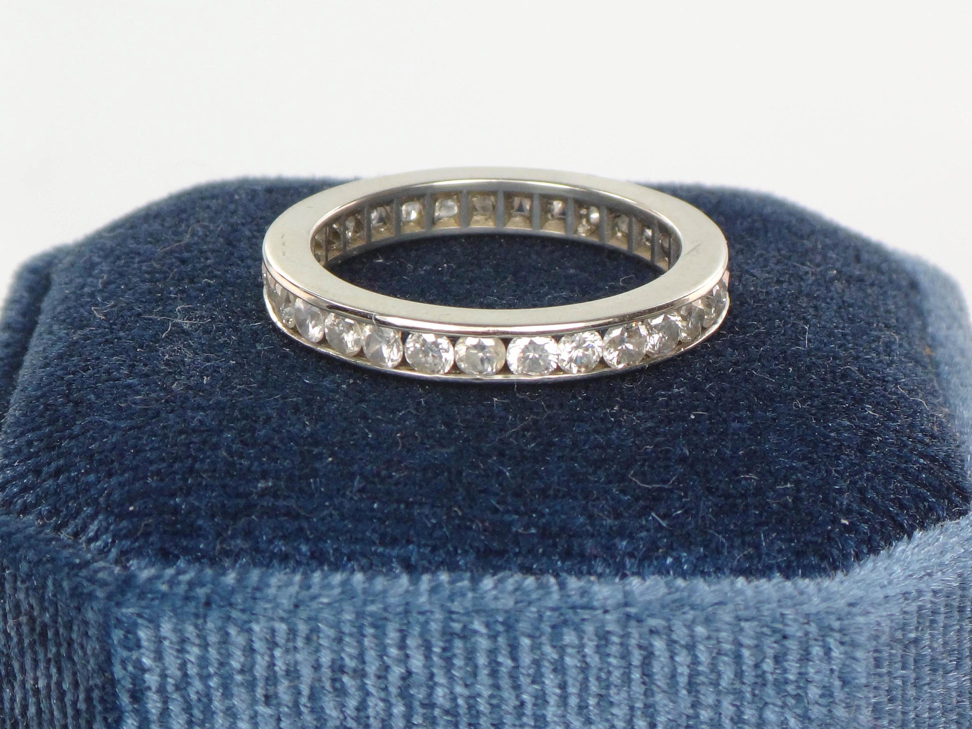 Vintage 14k White Gold Diamond Eternity Band Ring, 1 Carat, Size 7