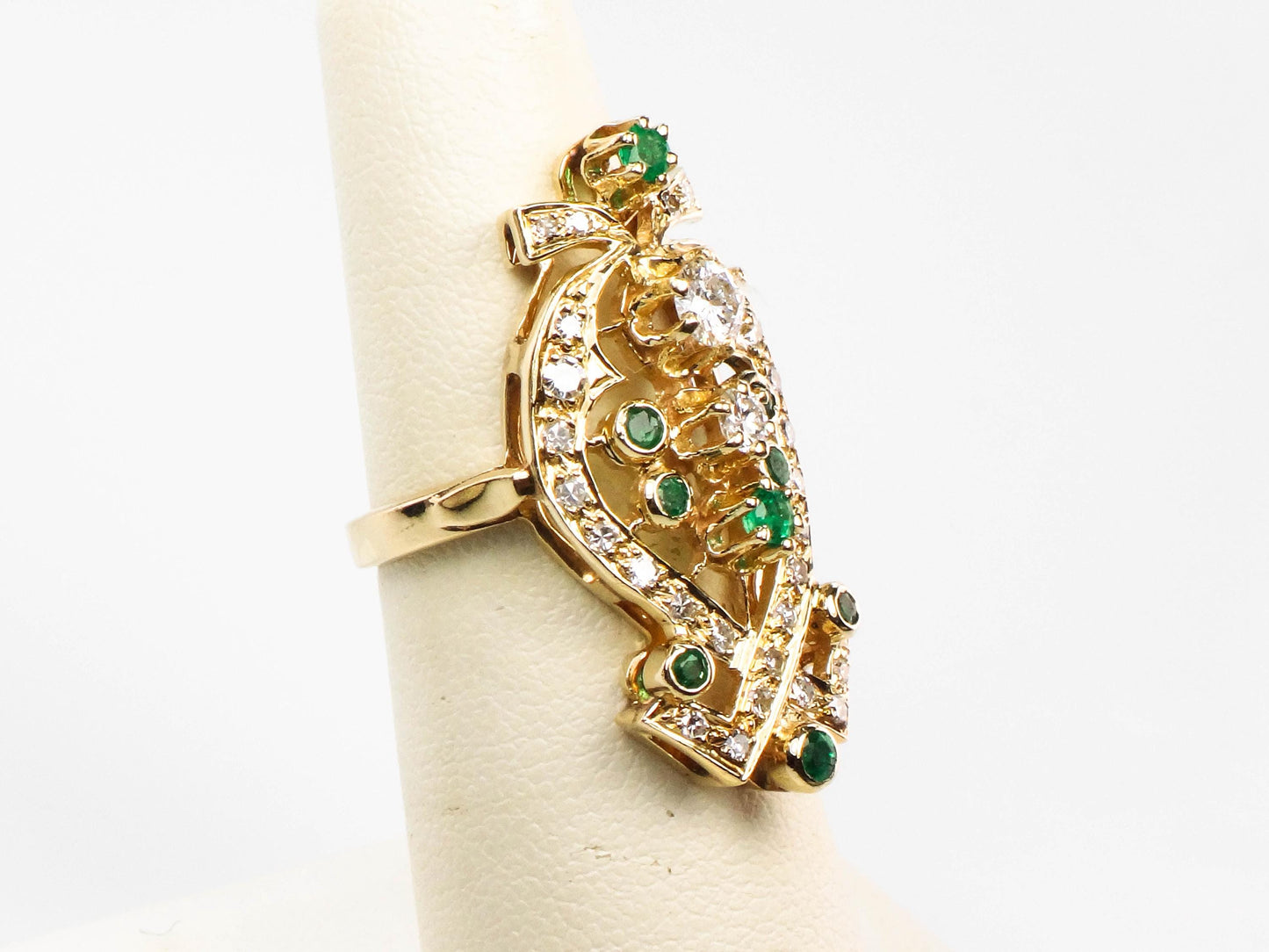 Vintage 14k Yellow Gold Natural Emerald and Diamond Dinner Ring, Cocktail Ring, Size 6