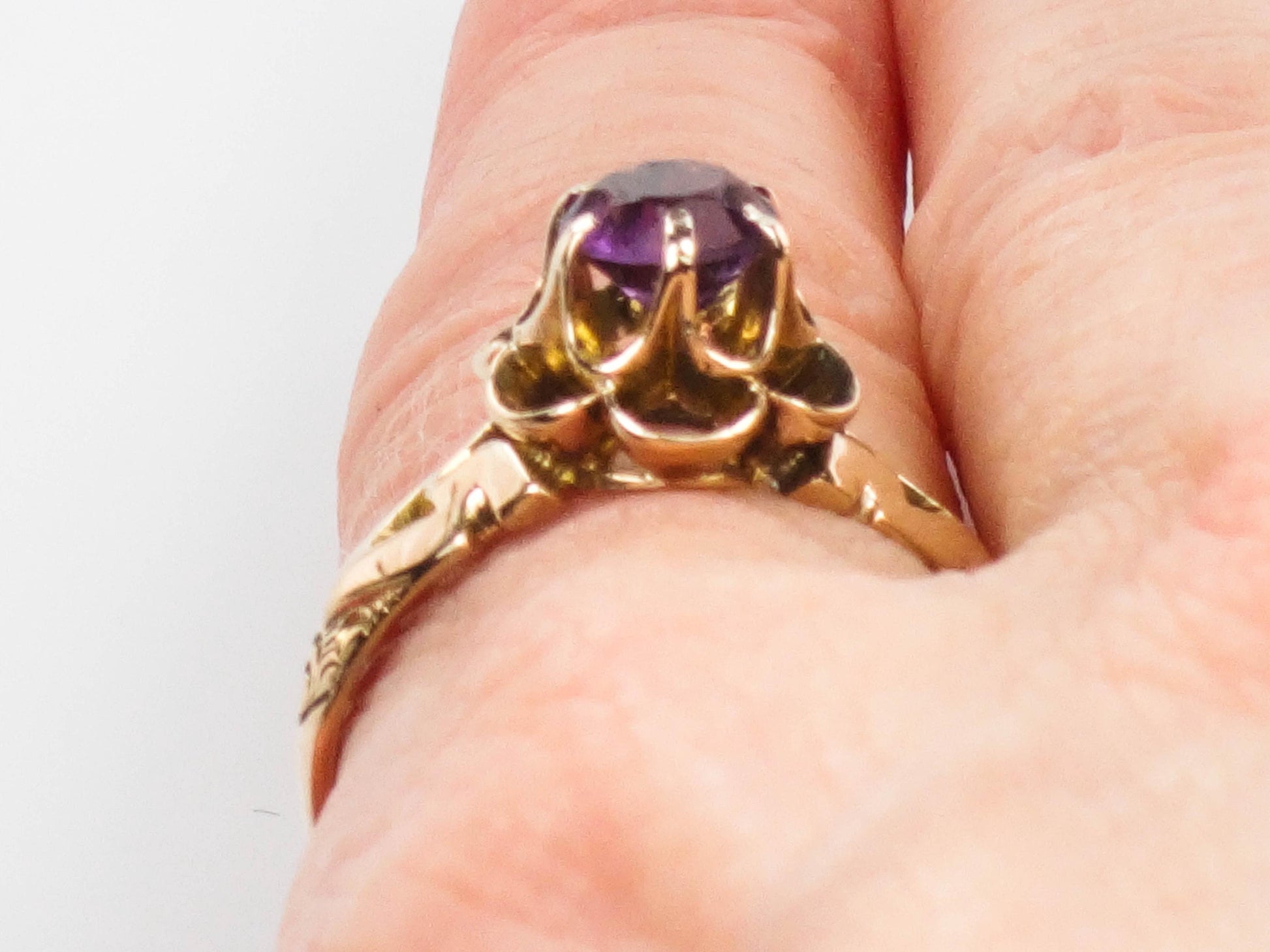 Vintage 14k Yellow Gold Amethyst Ring: Antique Floral Solitaire, February Birthstone, 1910's