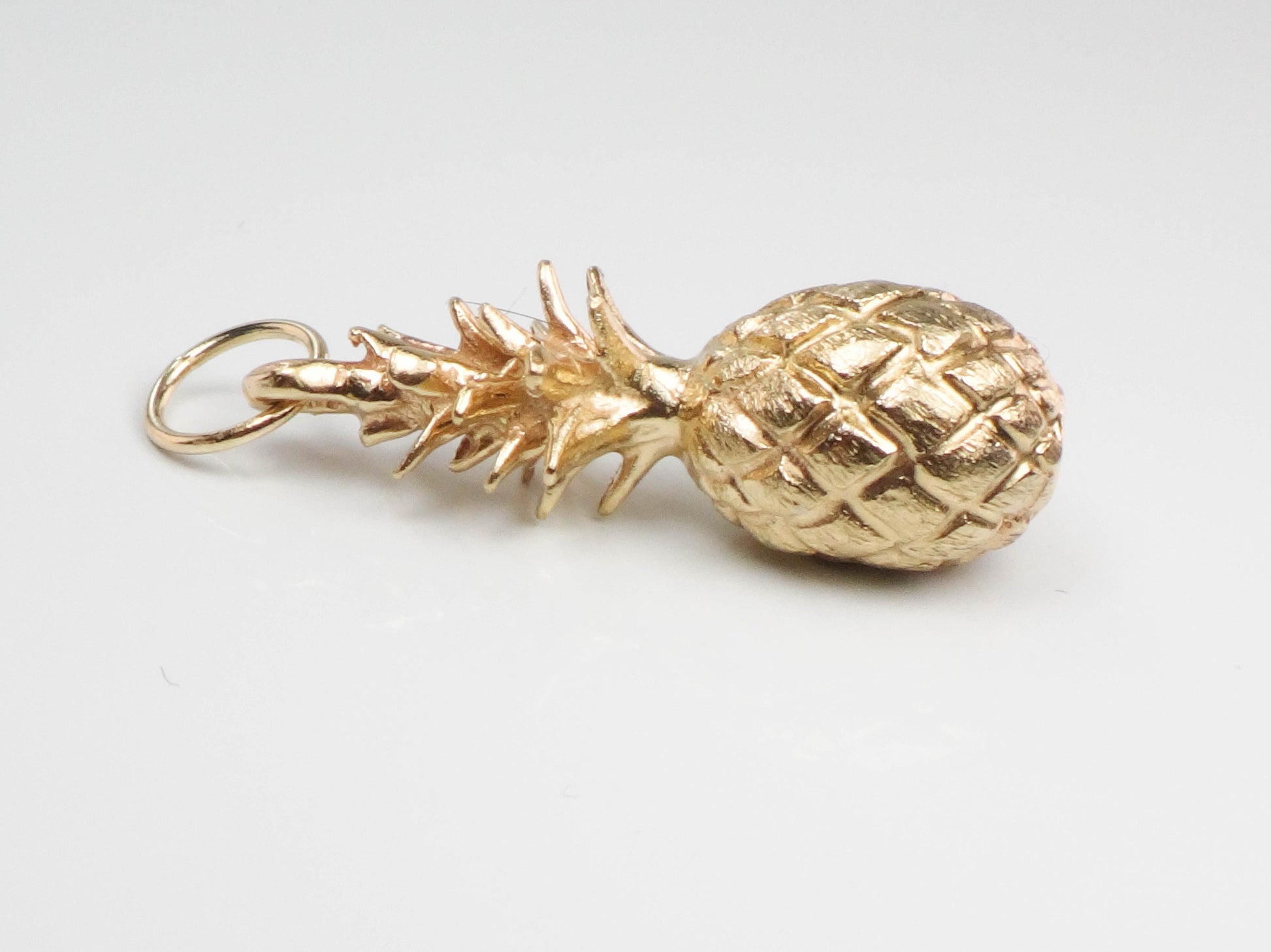 Vintage 14k Yellow Gold Pineapple Charm: Hawaii Souvenir
