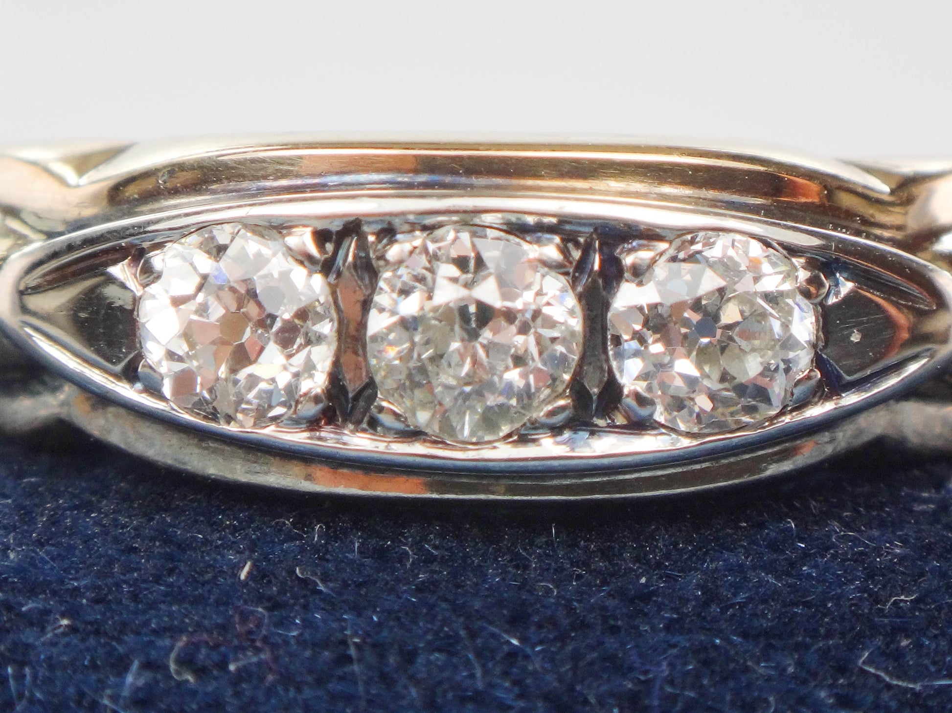 Vintage Art Deco 14k Gold Diamond Ring: Three Old Mine Cuts, 1930s, Size 8.75