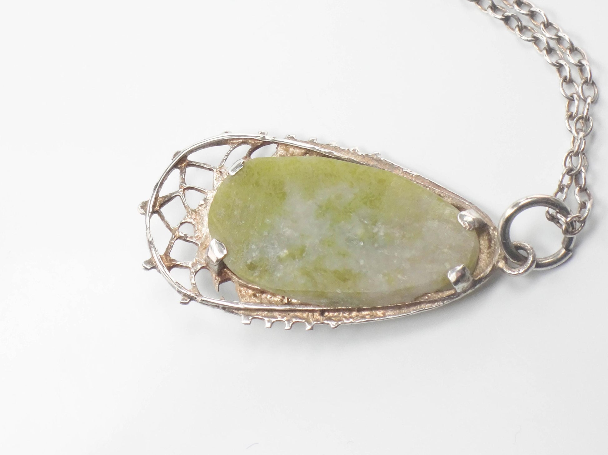 Vintage Sterling Silver Connemara Marble Shamrock Pendant Necklace, Irish Good Luck Necklace 18"