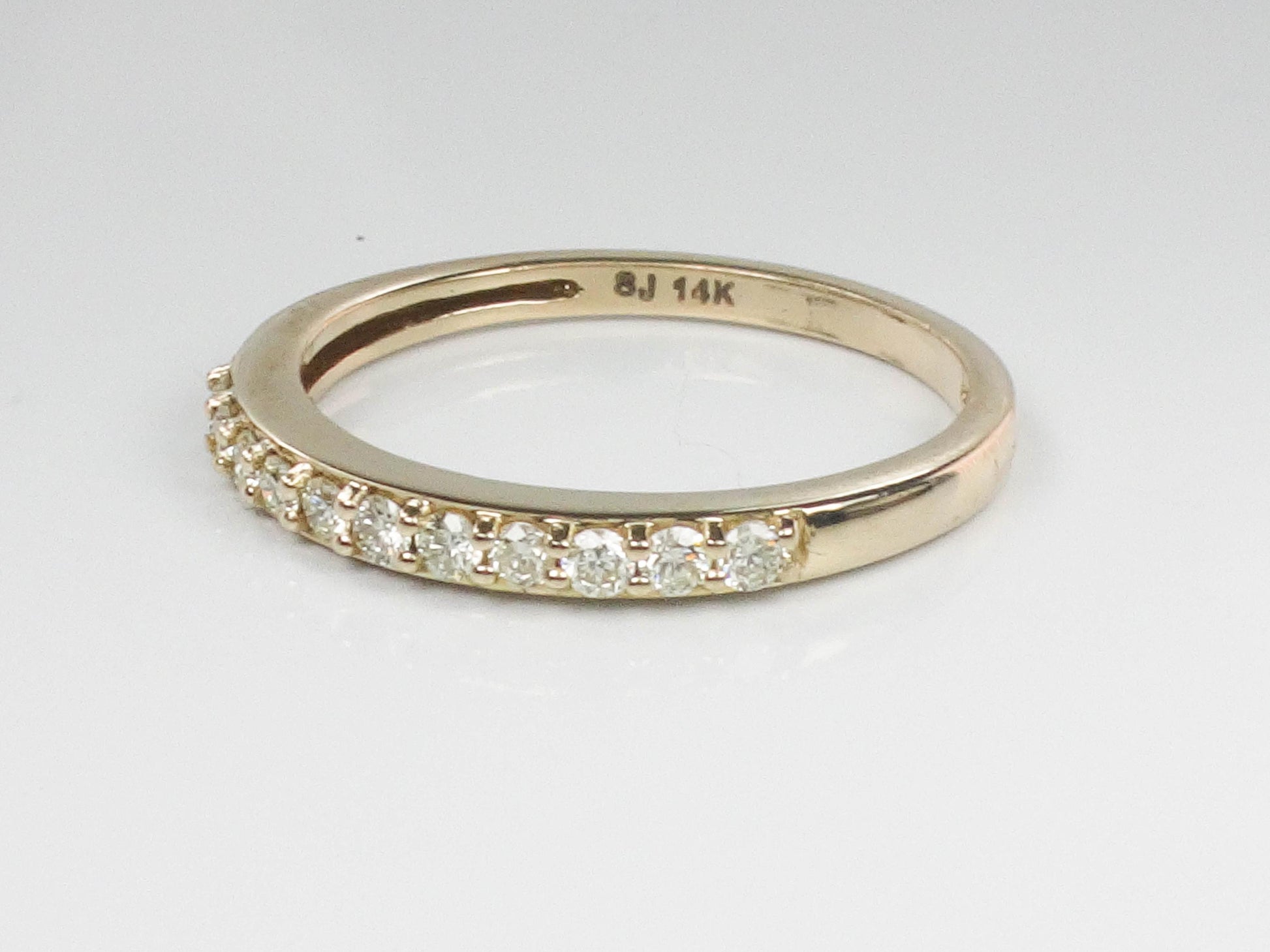 Vintage 14k Yellow Gold Round Cut Natural Diamond Wedding Band, Size 6.75