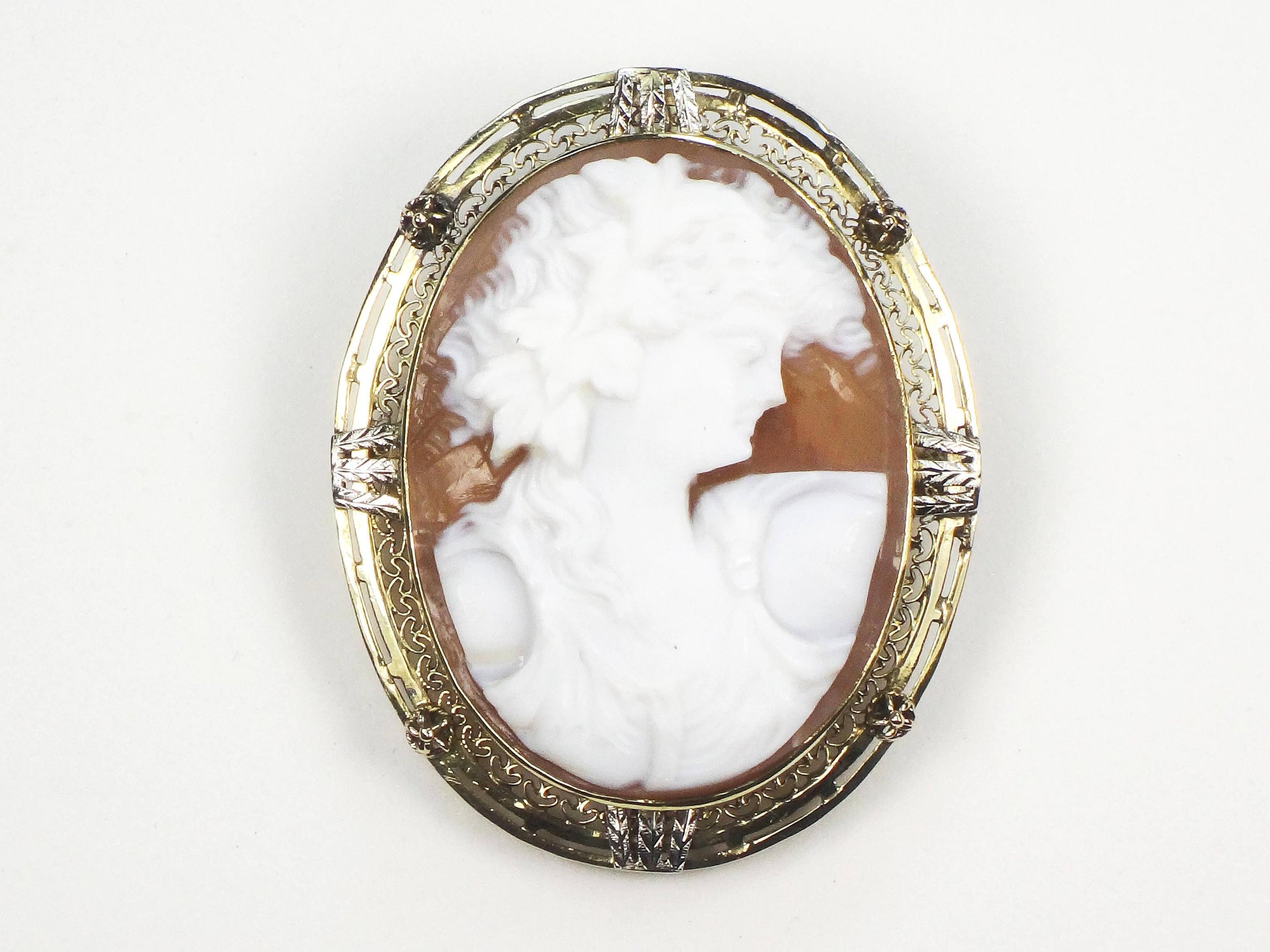Vintage Art Deco 10k Gold Cameo Pendant Pin: Goddess with Grape Leaves