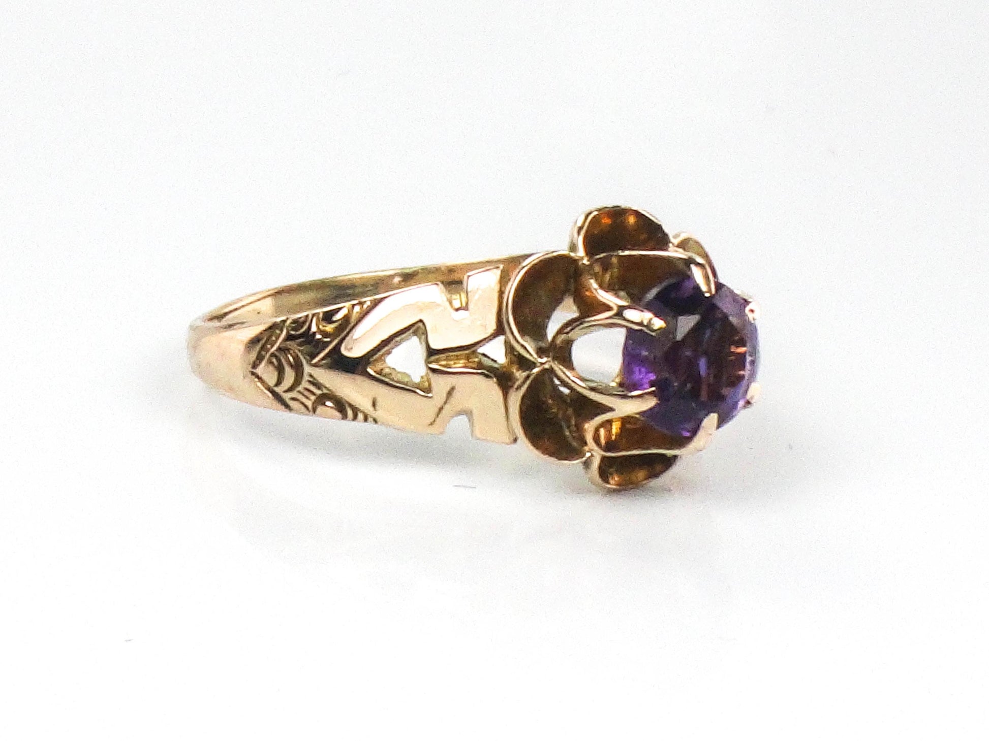 Vintage 14k Yellow Gold Amethyst Ring: Antique Floral Solitaire, February Birthstone, 1910's