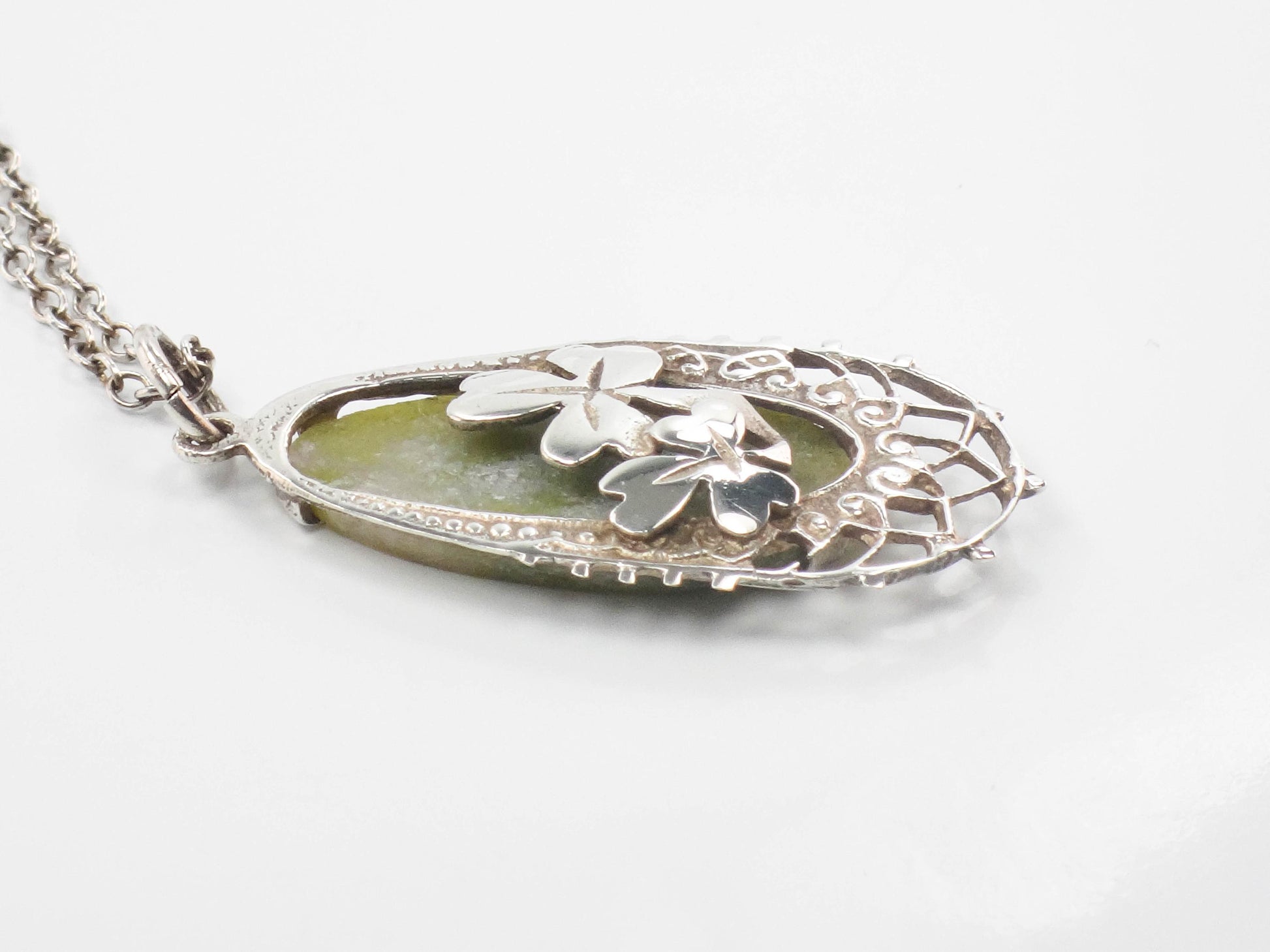Vintage Sterling Silver Connemara Marble Shamrock Pendant Necklace, Irish Good Luck Necklace 18"