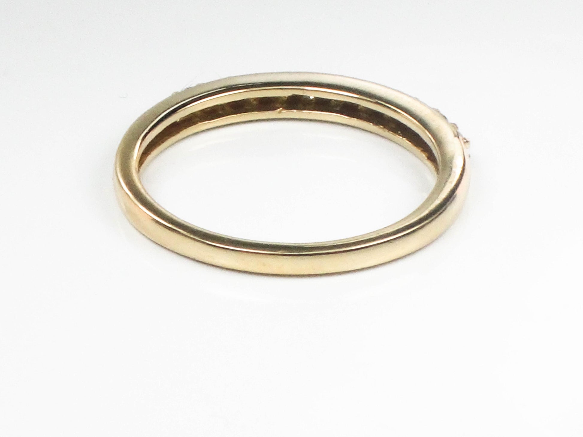 Vintage 14k Yellow Gold Round Cut Natural Diamond Wedding Band, Size 6.75