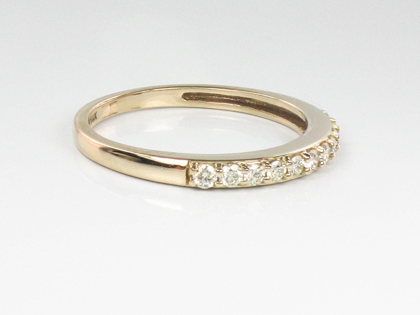 Vintage 14k Yellow Gold Round Cut Natural Diamond Wedding Band, Size 6.75