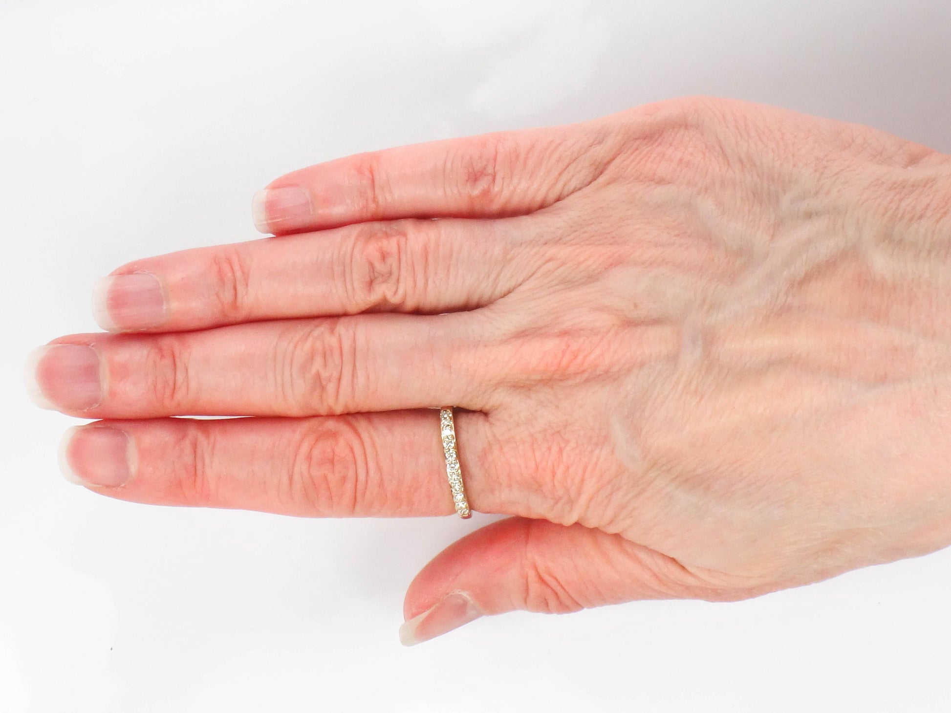 Vintage 14k Yellow Gold Round Cut Natural Diamond Wedding Band, Size 6.75