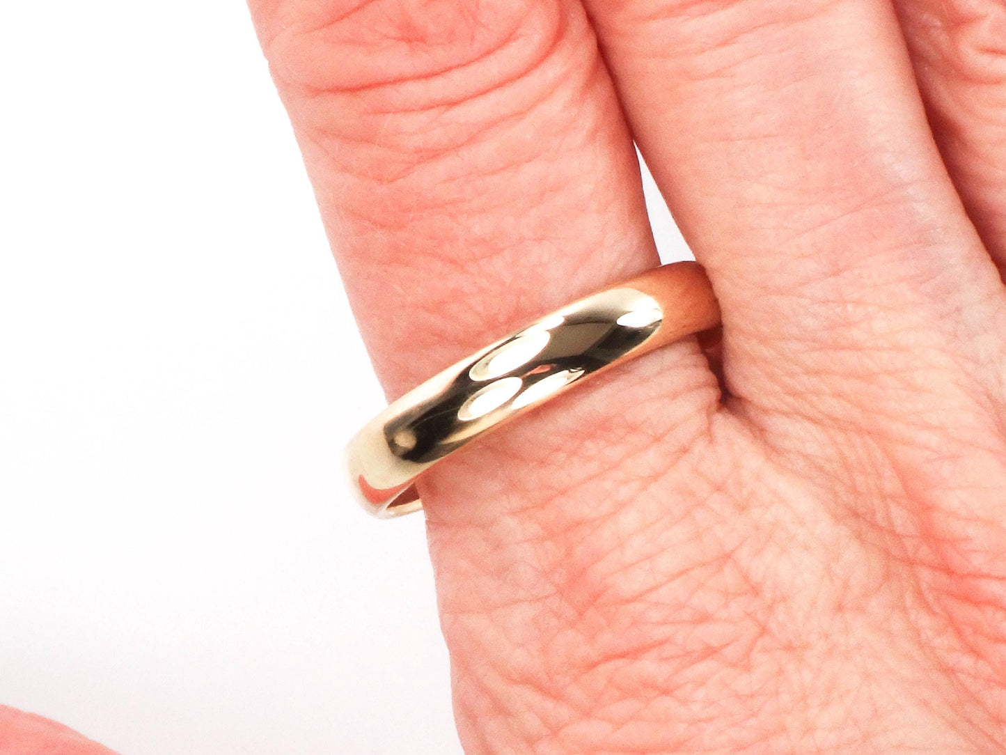 Vintage 14k Solid Gold Plain Wedding Band, Wood ArtCarved 4 mm Yellow Gold Wedding Ring - Size 12