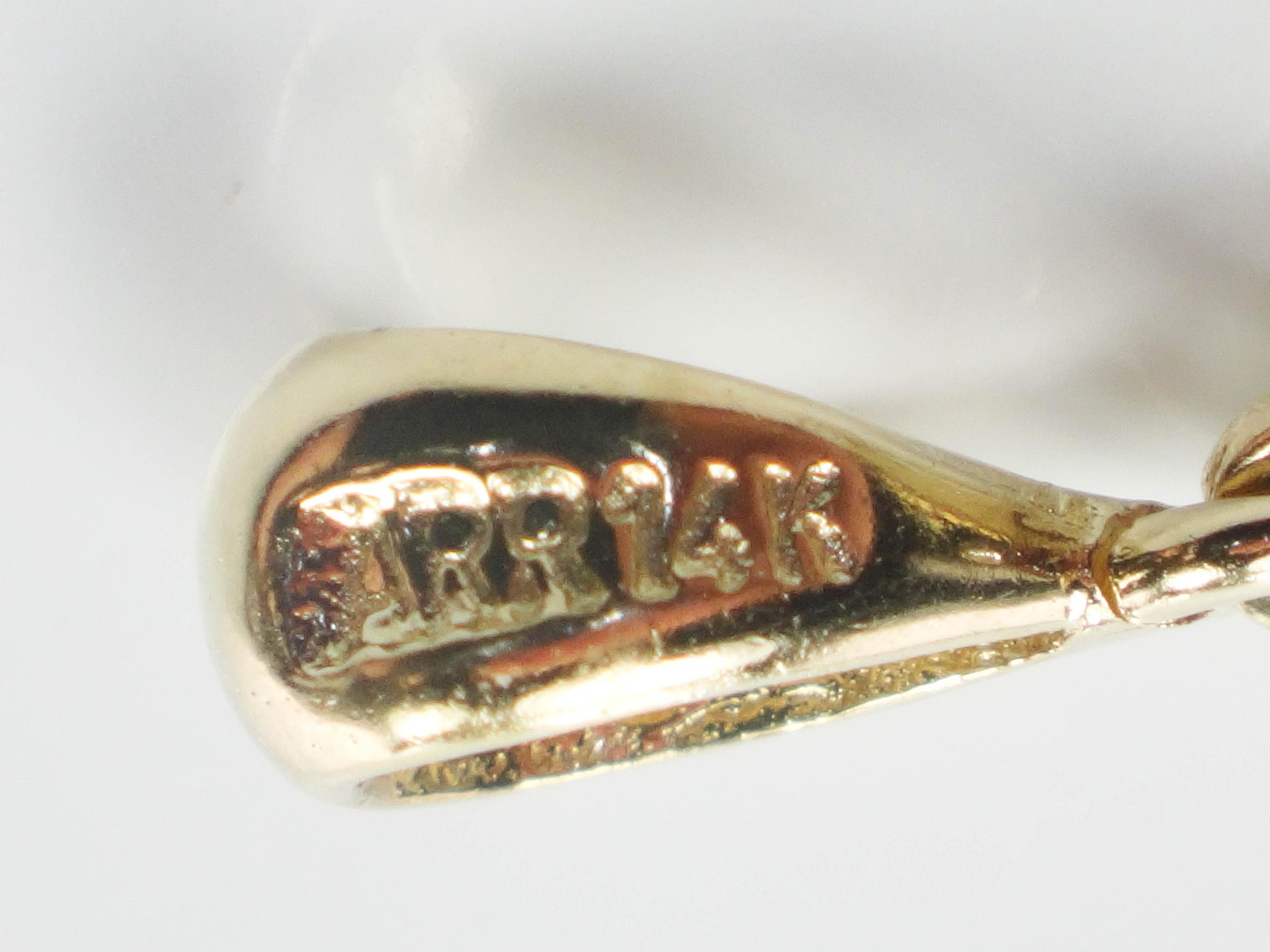 Vintage 14k Yellow Gold Round Floral Pendant, Plumeria Flower Charm