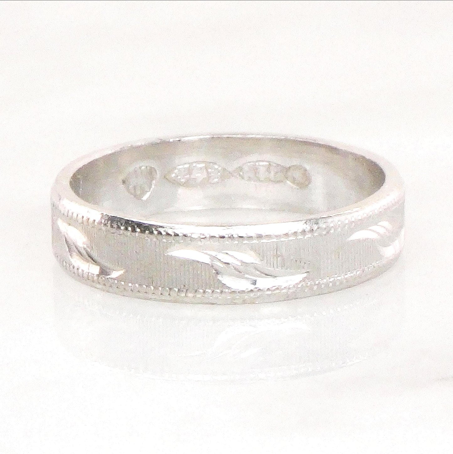 Vintage Platinum Wedding Band: Mid-Century Engraved Stacking Ring, Size 5.5