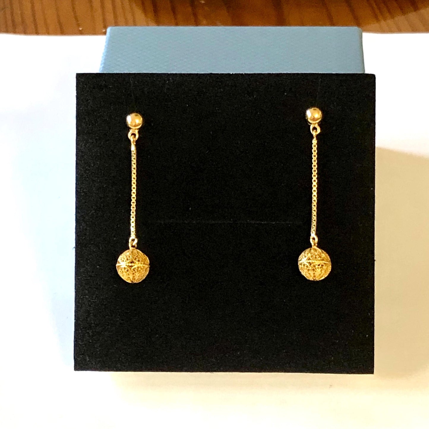 Vintage 18k Yellow Gold Filigree Ball Dangle Earrings 1.25"