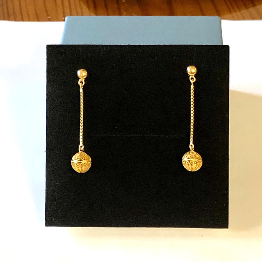 Vintage 18k Yellow Gold Filigree Ball Dangle Earrings 1.25"