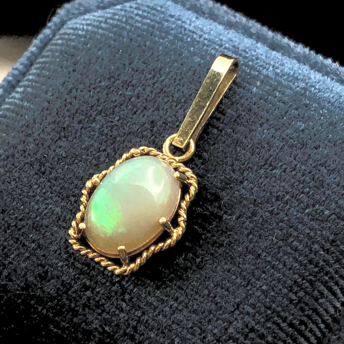 14k Yellow Gold Opal Pendant - Natural Gemstone - October Birthstone - Fine Vintage Jewelry